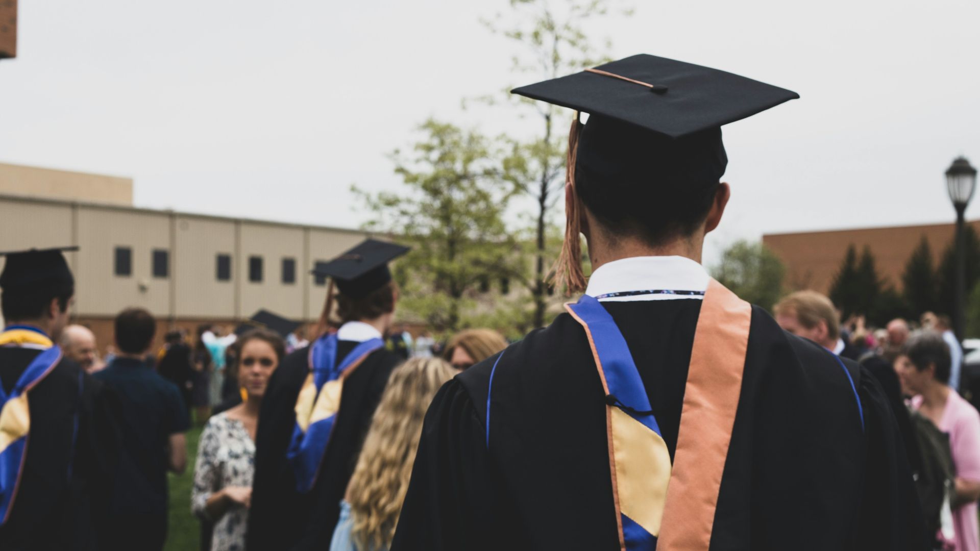 10 signes qui indiquent que l’université n’est pas faite pour vous et 10 signes qui indiquent que vous devez y aller