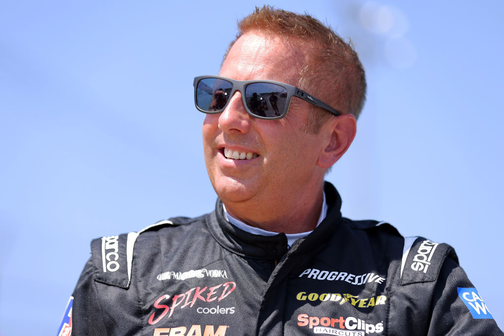 Le pilote automobile Greg Biffle meurt à 55 ans