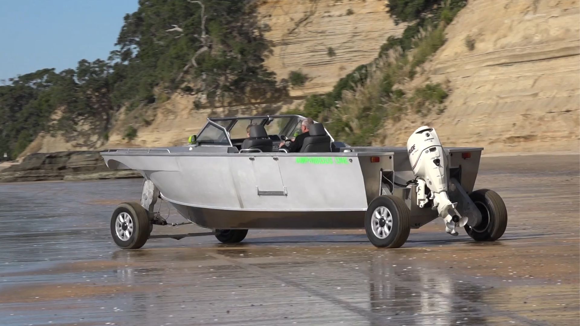 17. Foilborne Amphibious Craft (FAC)