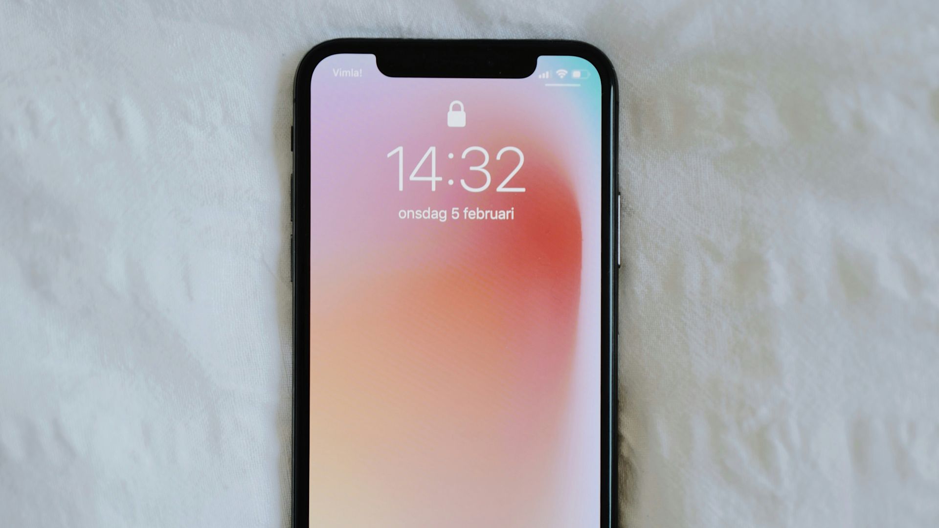 3. Au téléphone