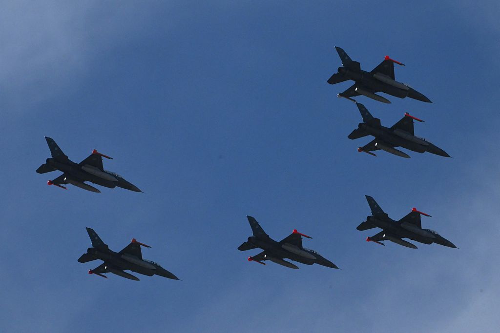 Une première vente de 330 millions de dollars