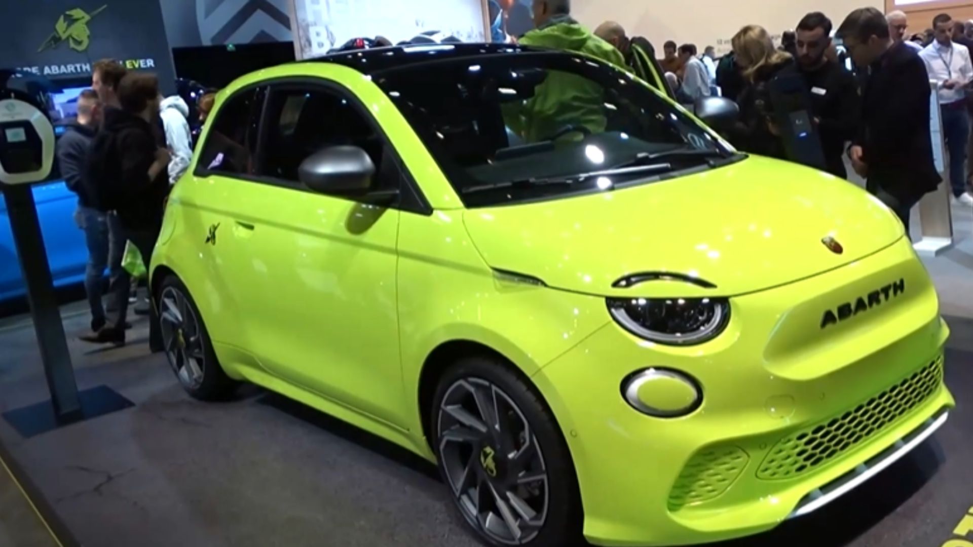 20. 2024 Abarth 500e Scorpionissima