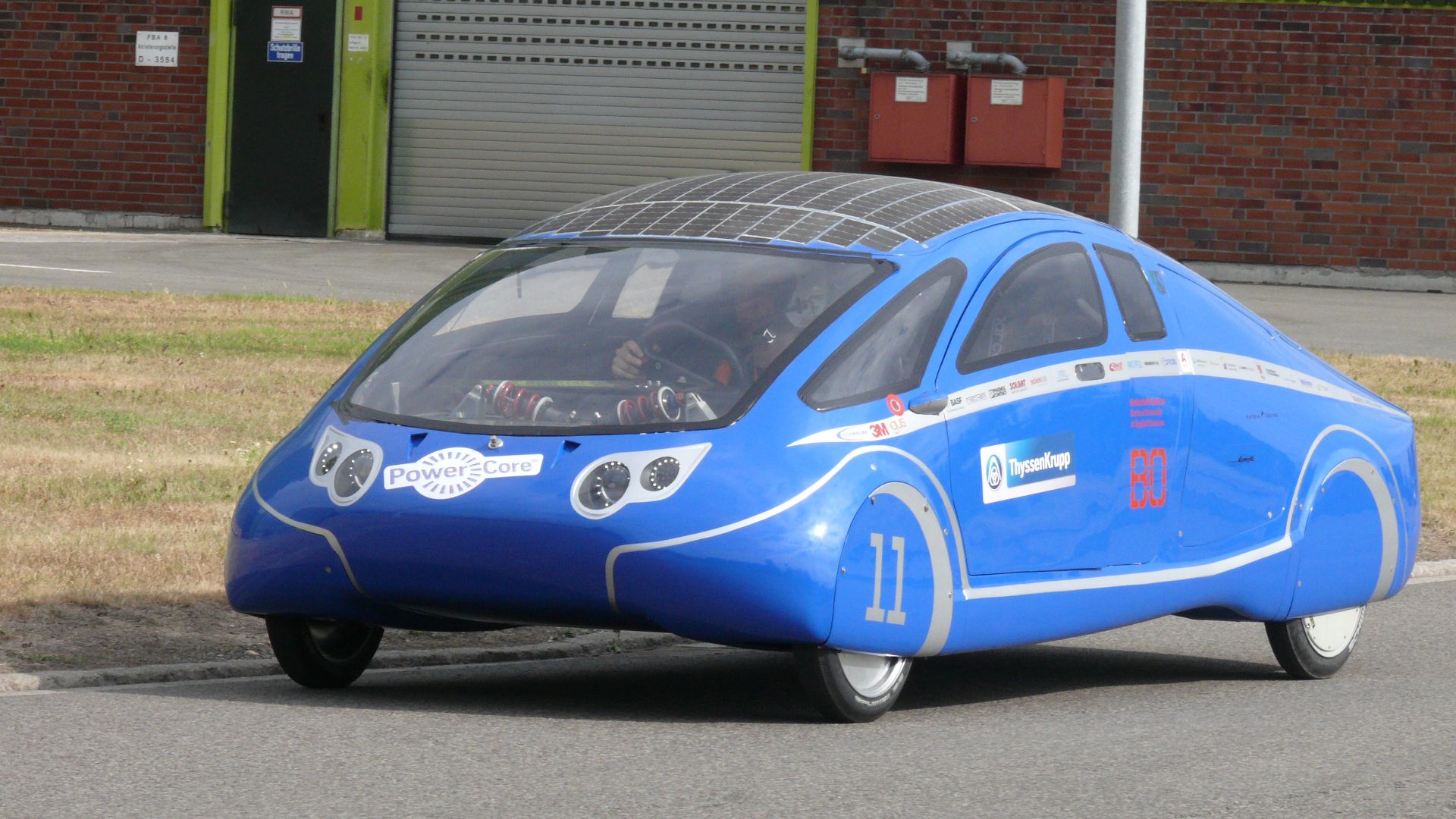 6. Panneaux de carrosserie à énergie solaire