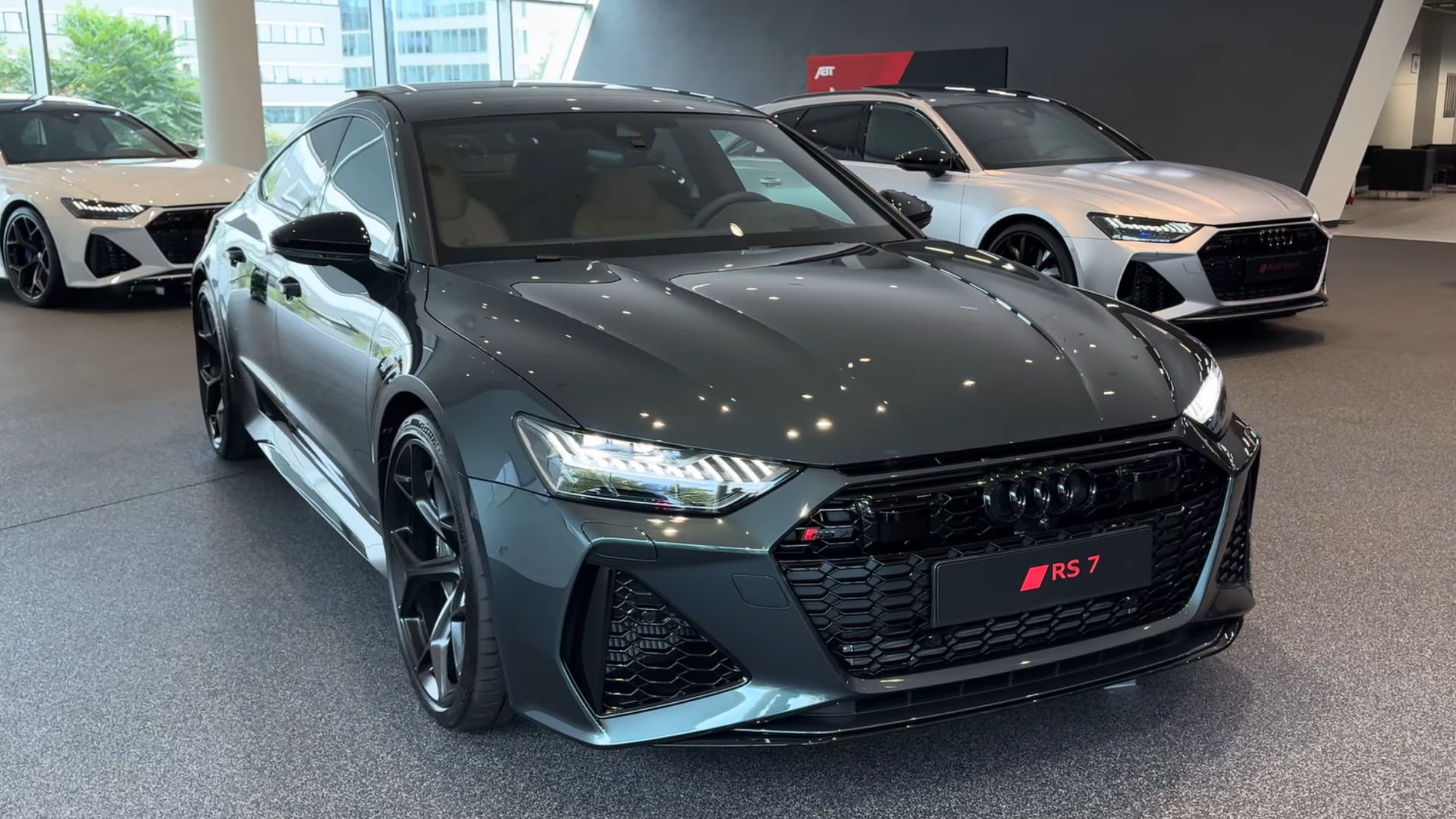 20. Audi RS 7 2025