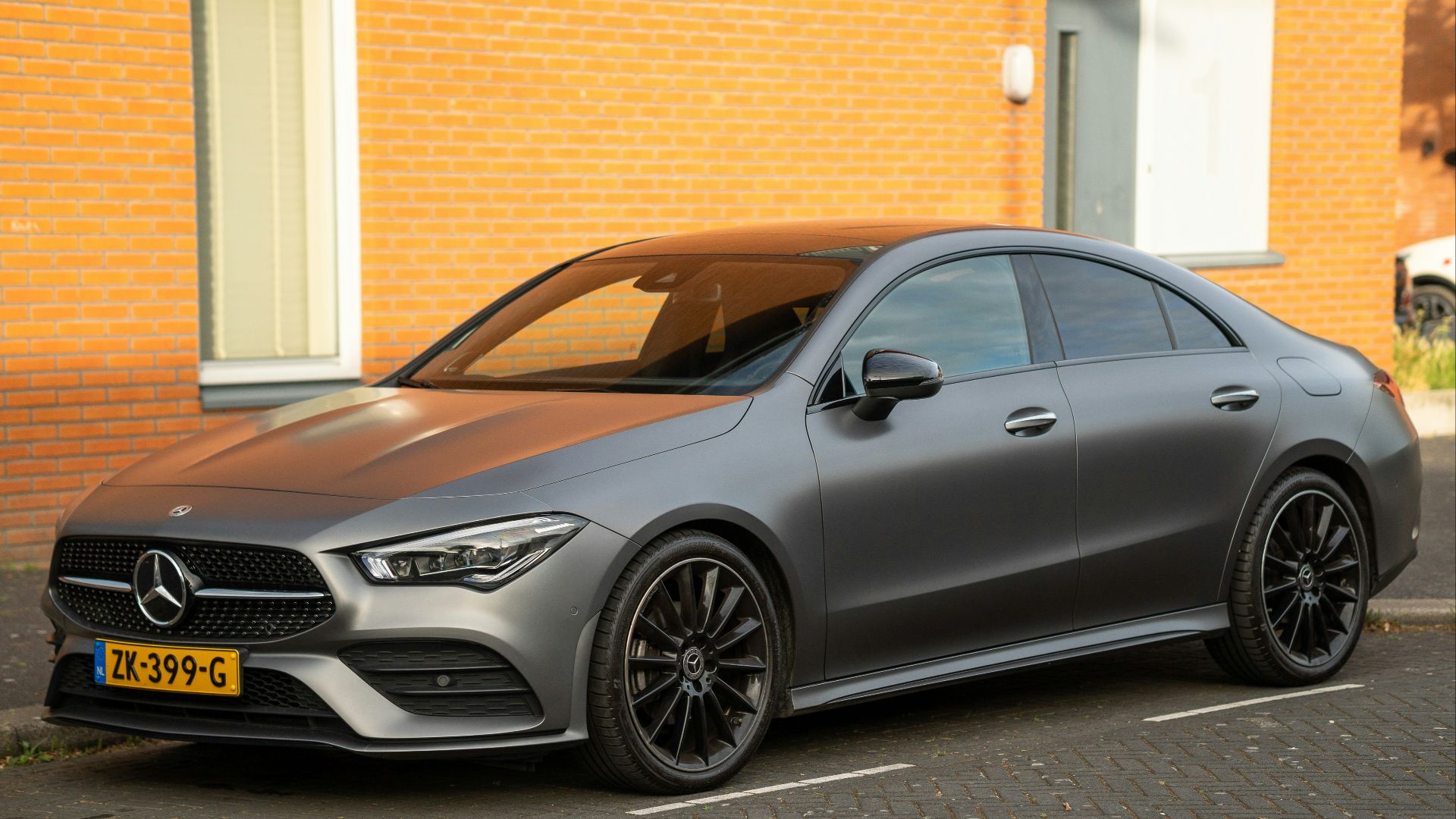 6. Servofrein Mercedes-Benz (2021)