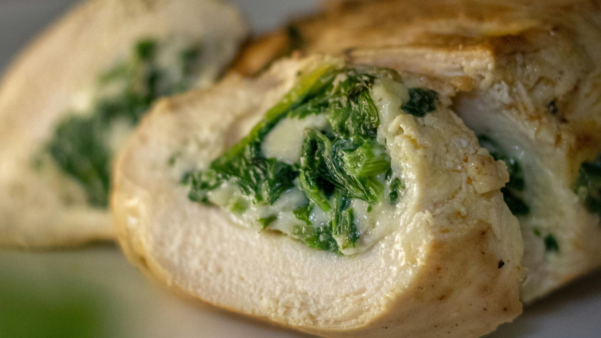 6. Poitrine de poulet farcie aux épinards et à la feta