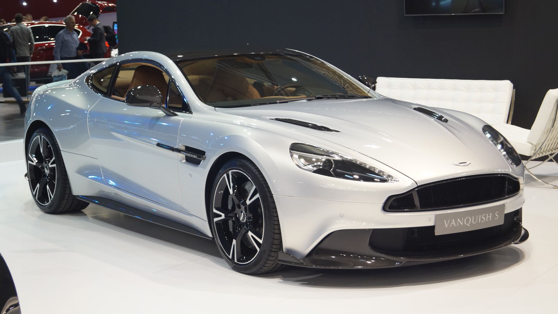 6. Aston Martin V12 Vanquish