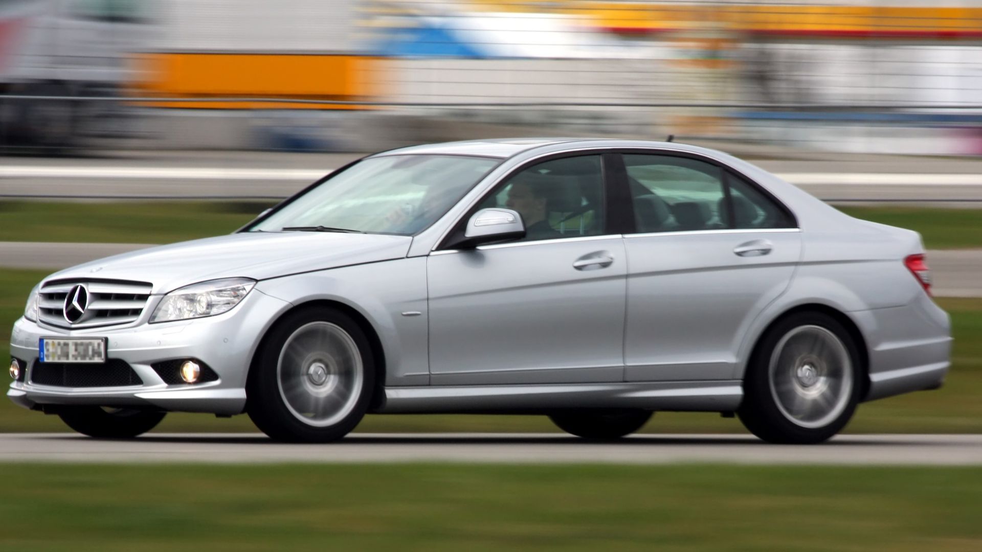 8. Mercedes-Benz Classe C