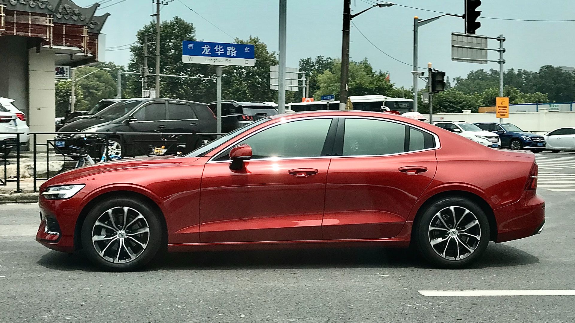 13. Volvo S60