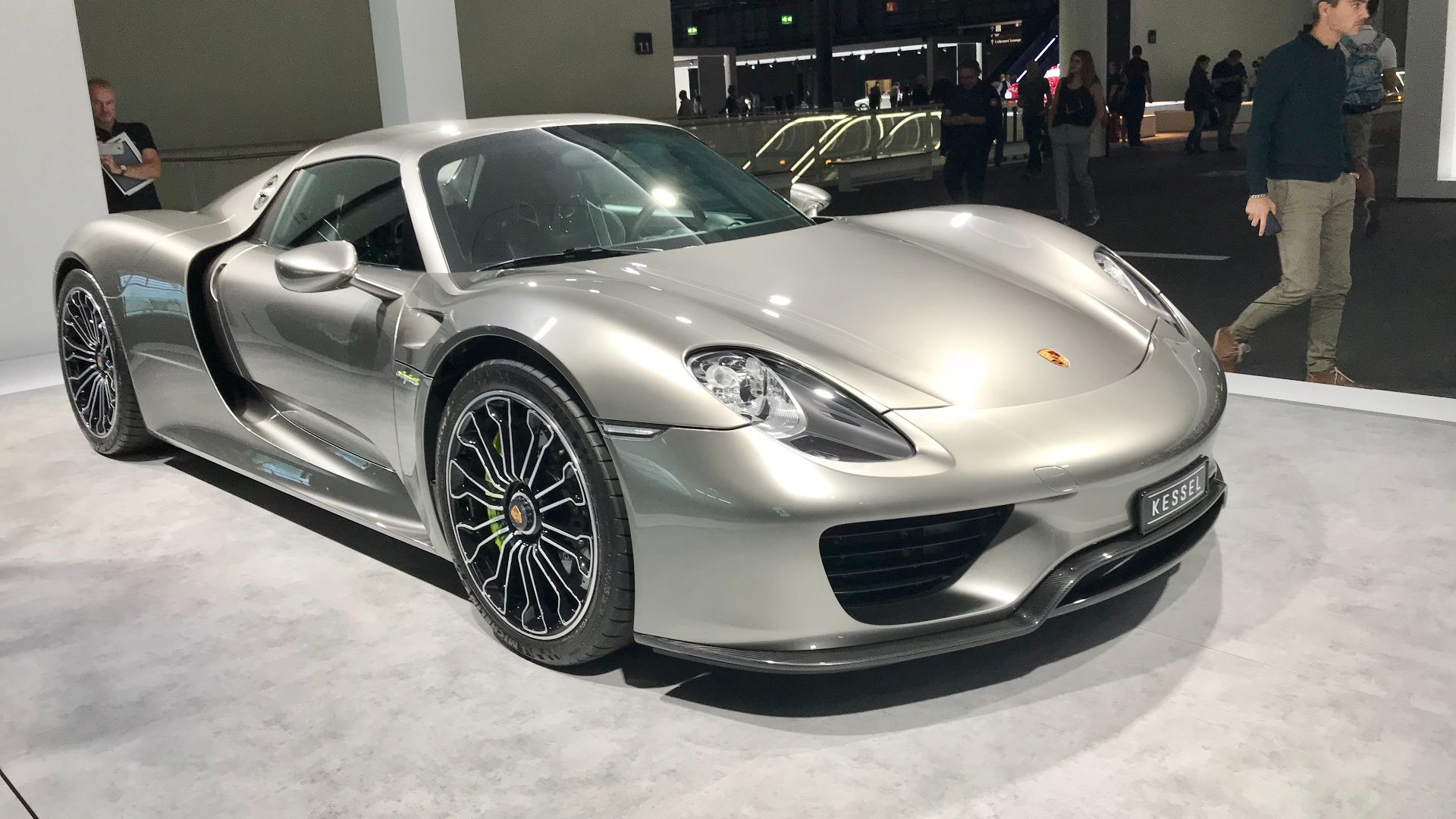 5. Porsche 918 Spyder
