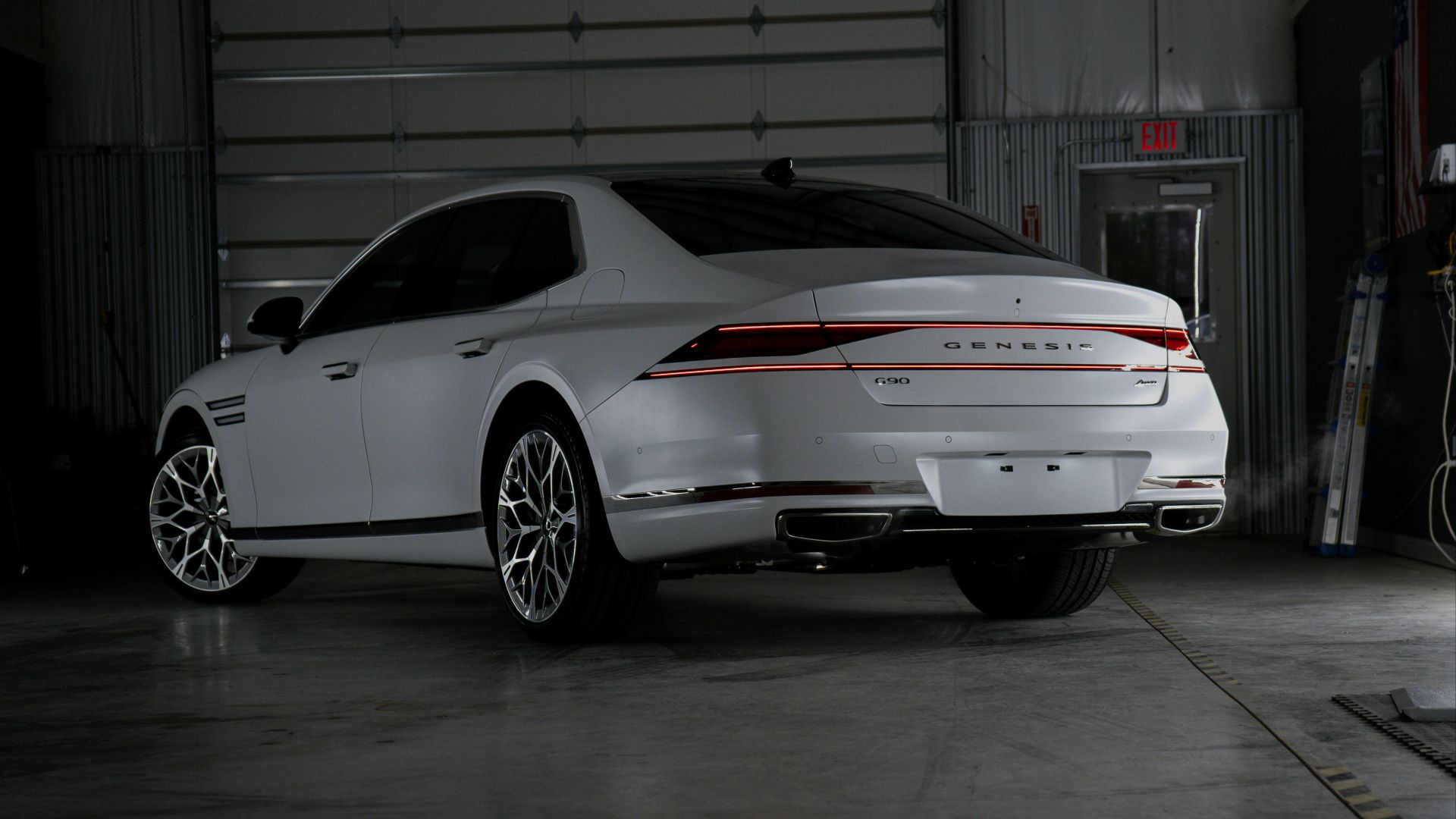 5. Genesis G90