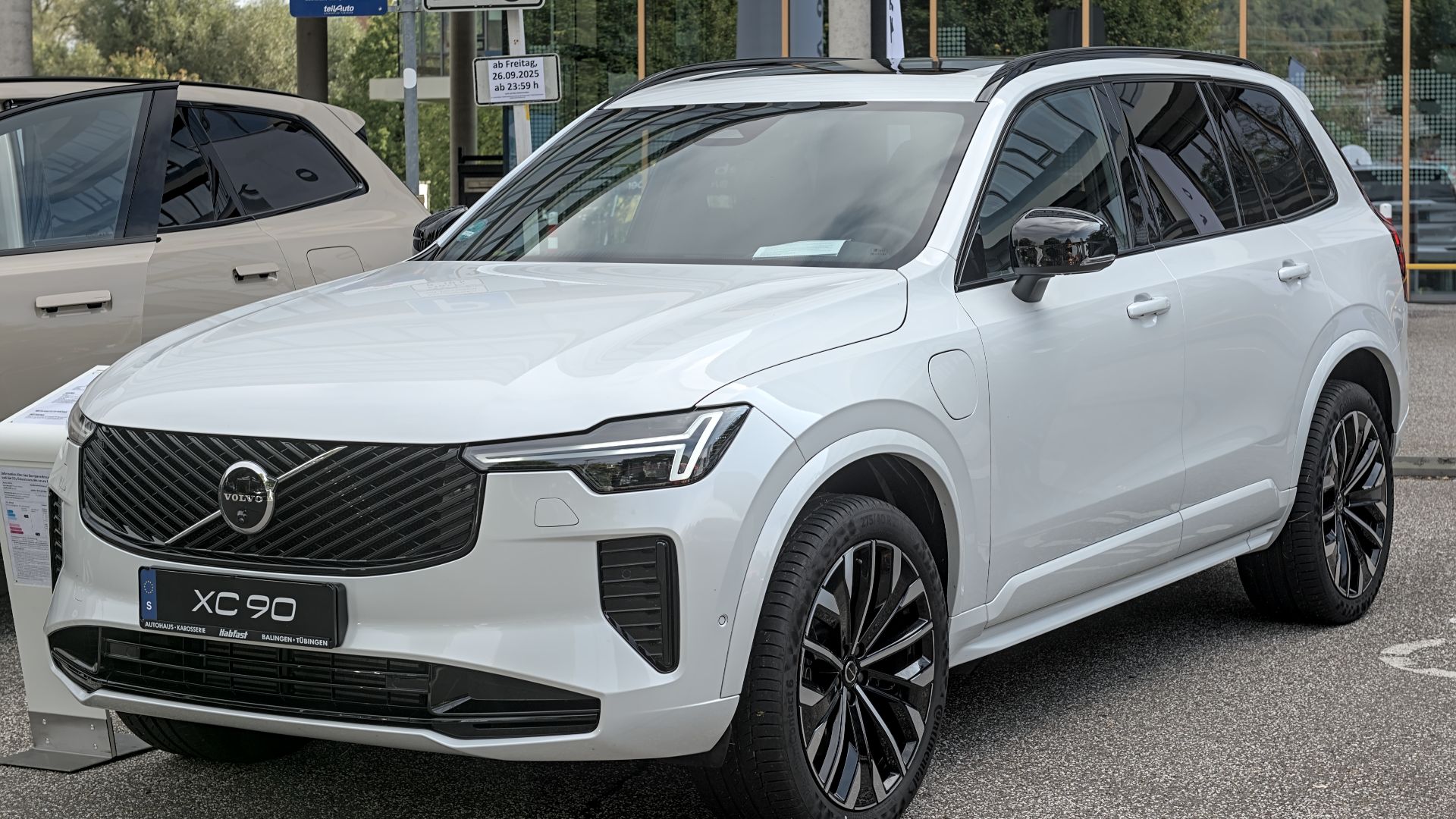 18. Volvo XC90