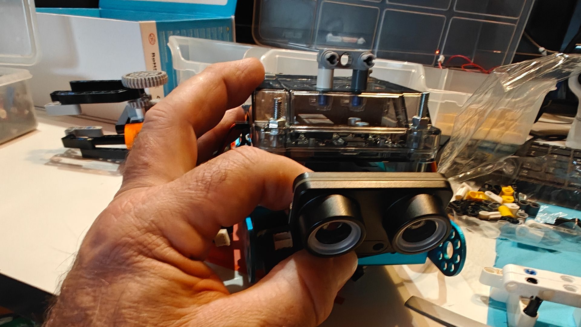 17. Makeblock mBot2 Robot Car