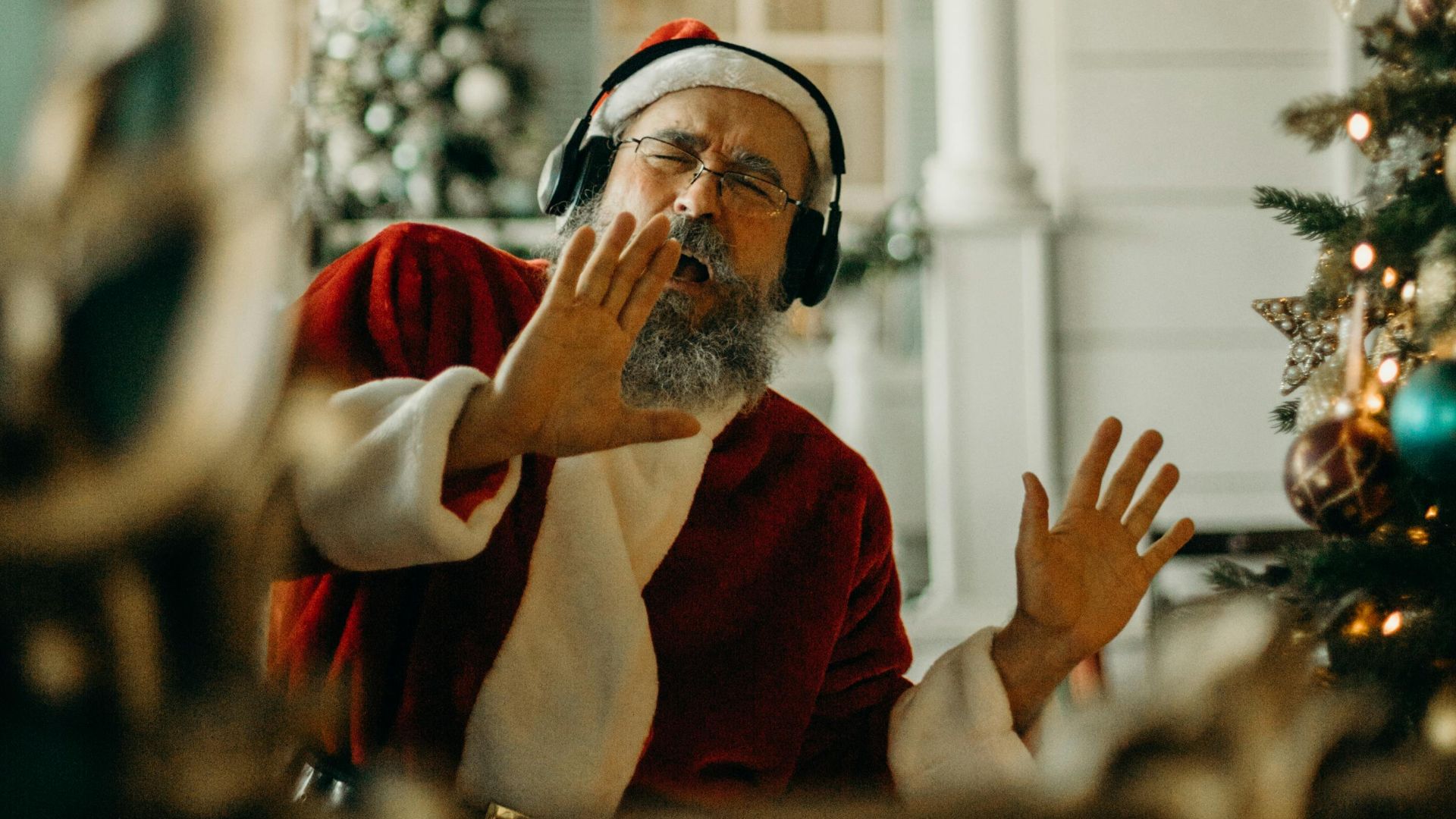 16. Playlist festive