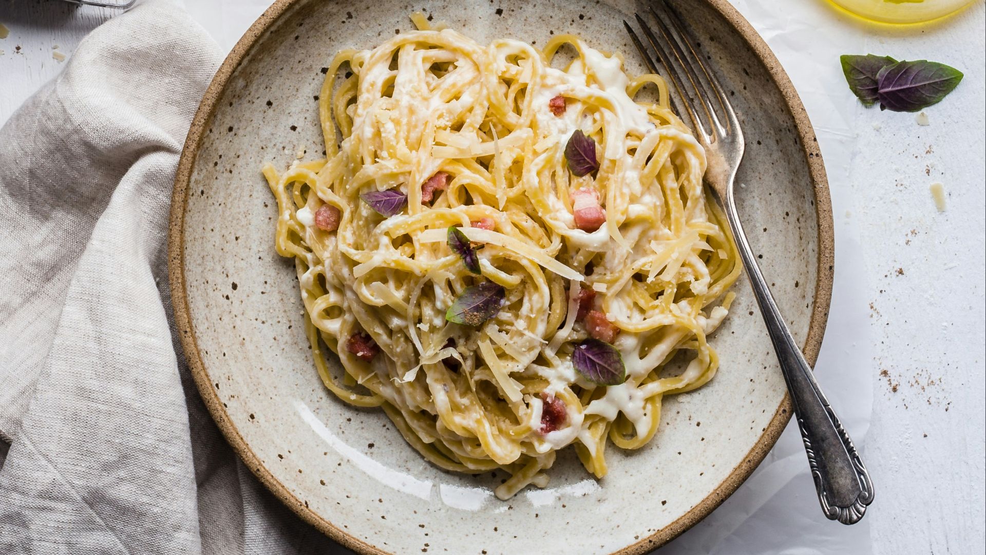 3. Pâtes Alfredo au bacon