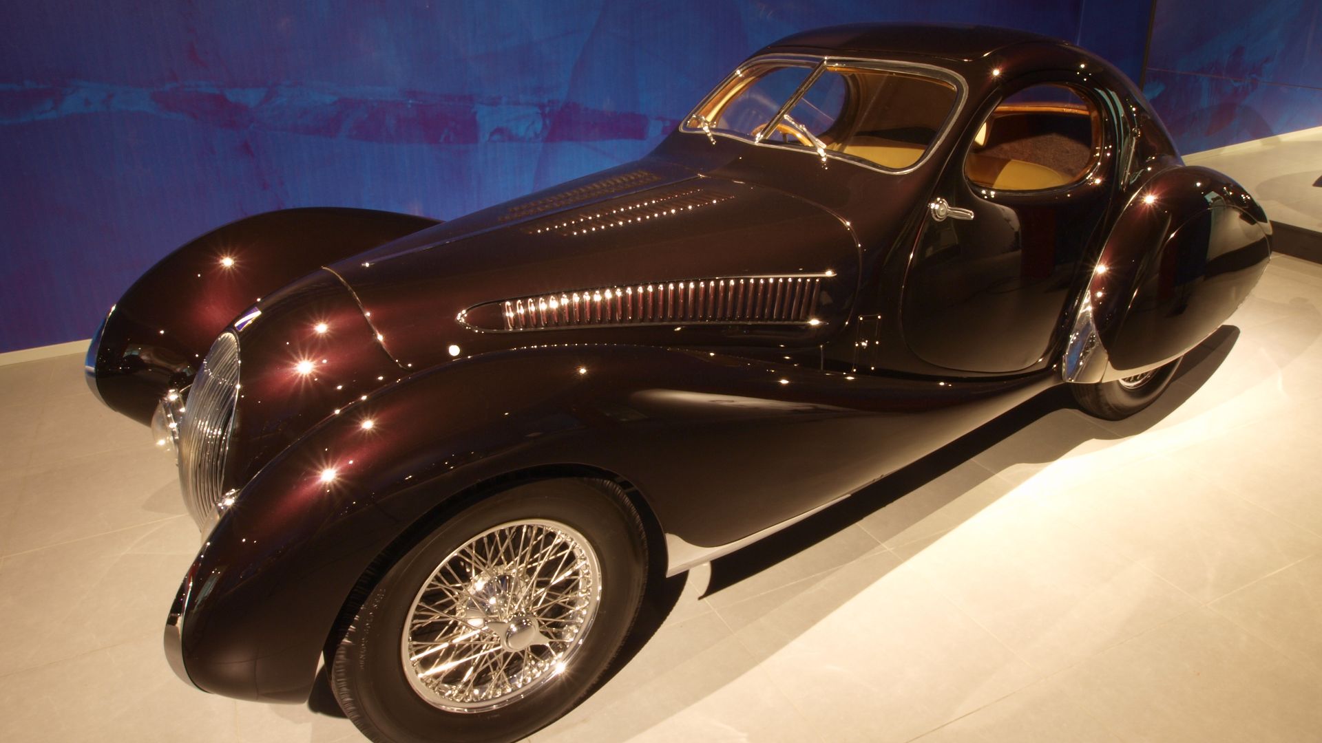10. 1937 Talbot-Lago T150-C SS Teardrop Coupé : 13,4 millions de dollars
