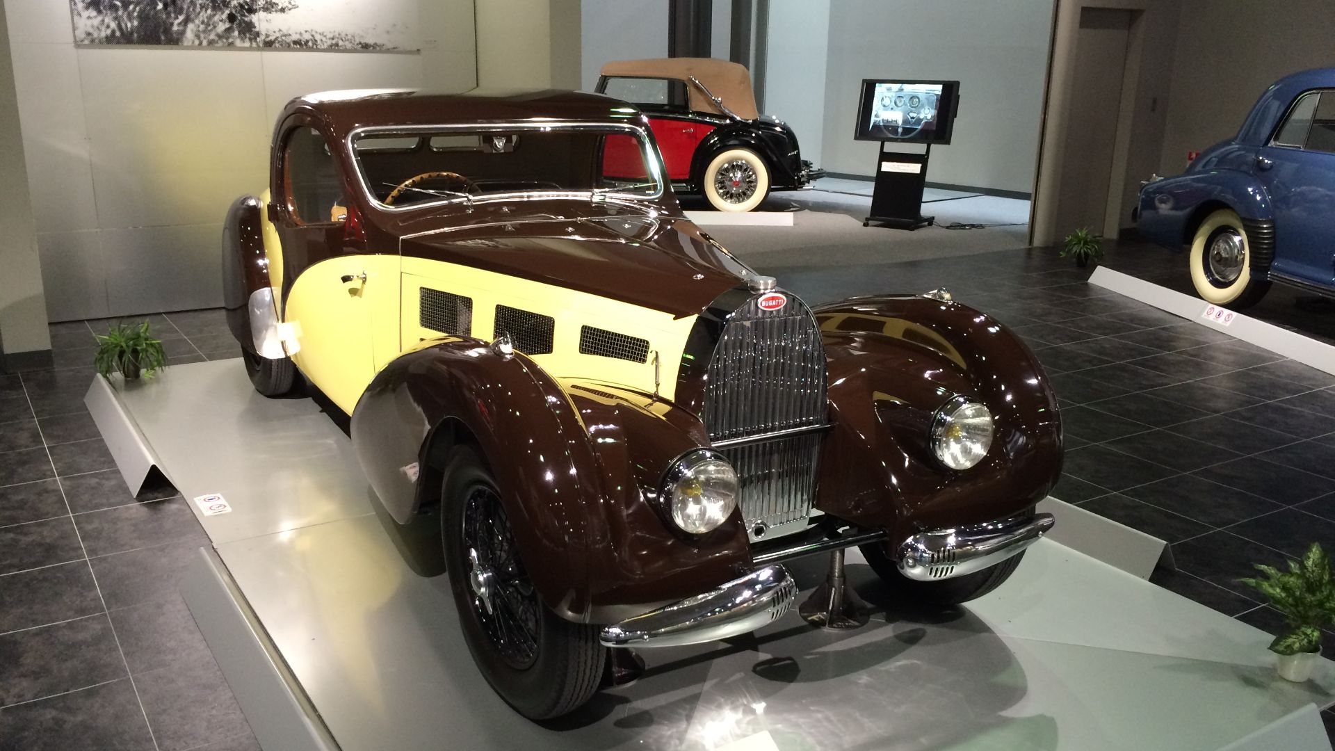 2. Bugatti Type 57C Atalante de 1938 : 4,6 millions de dollars