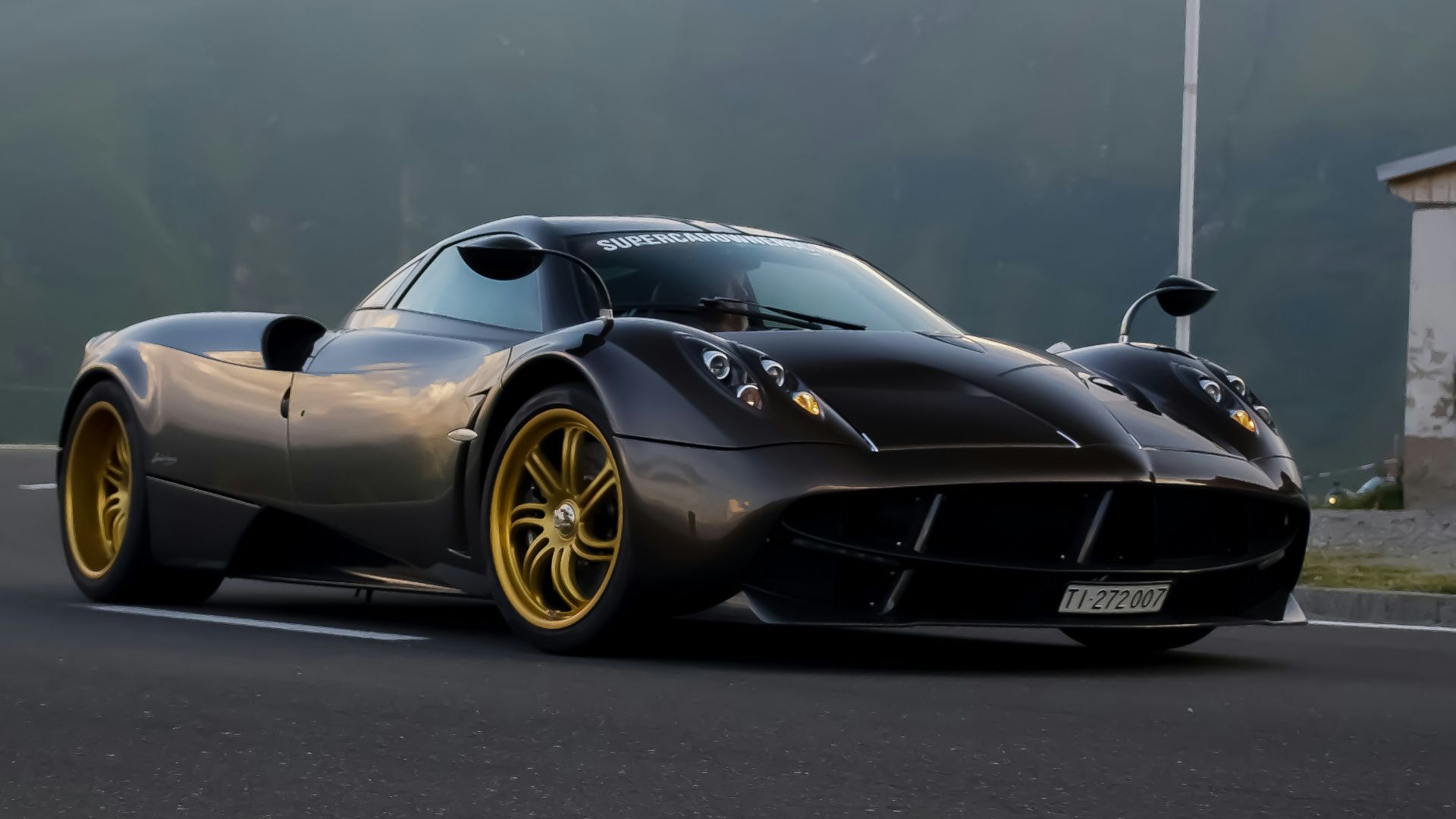 16. Pagani à Modène