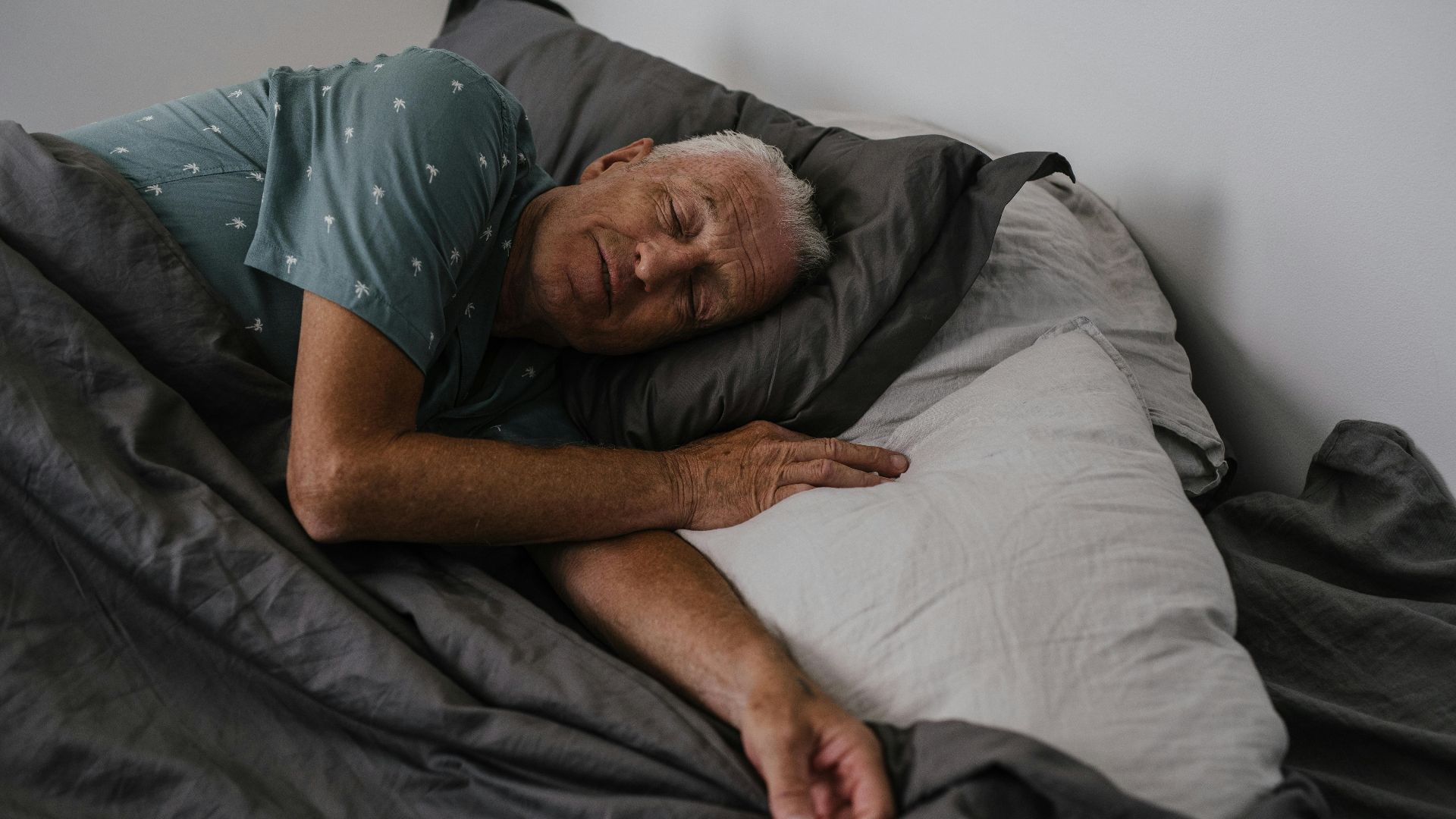 9. Vous dormez bien