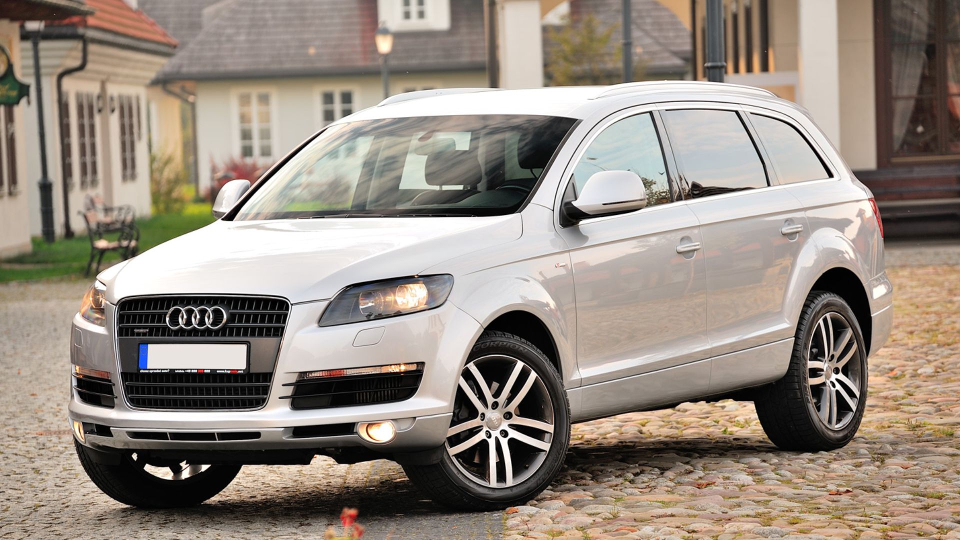 6. Audi Q7
