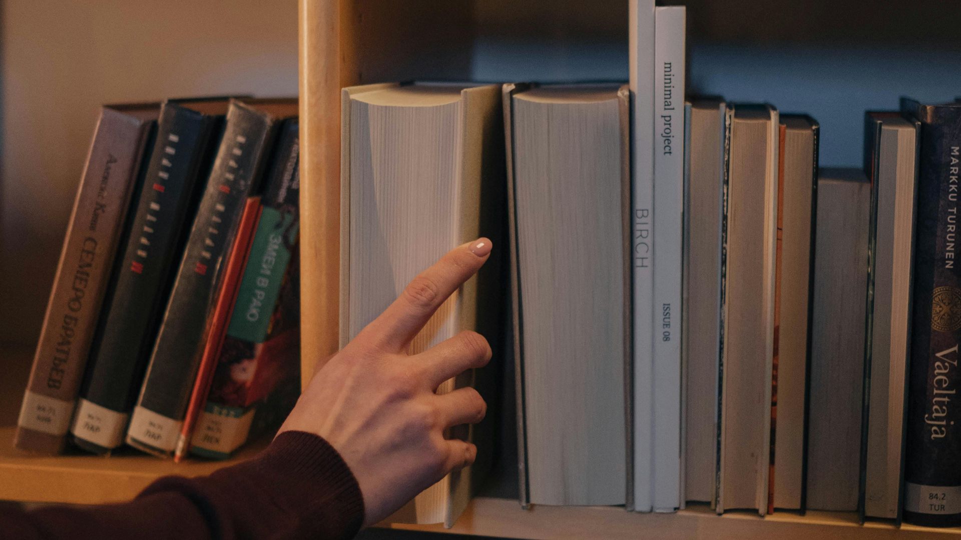 10. Livre à couverture rigide best-seller ou livre de l'auteur préféré