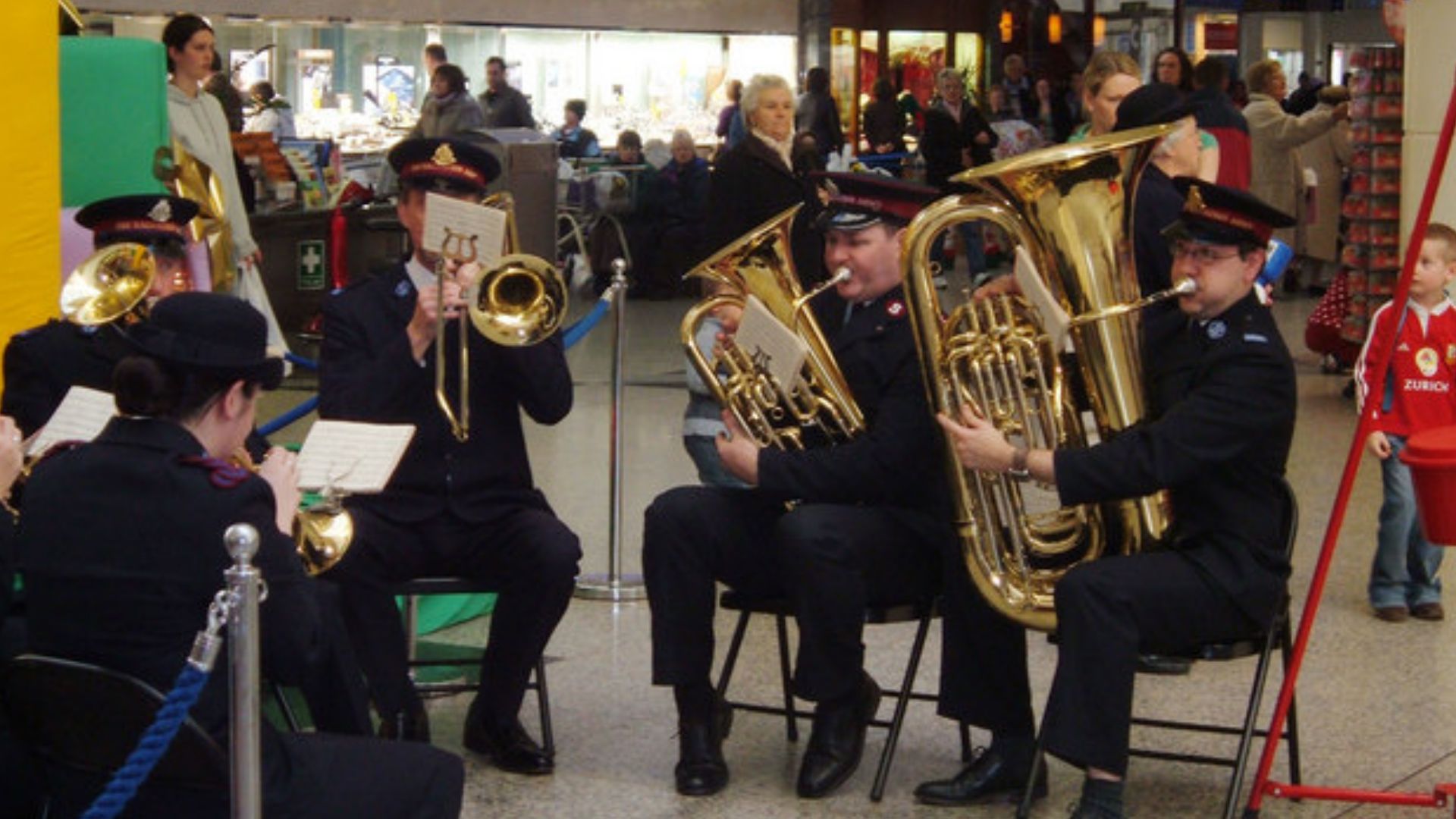 2. O Come, All Ye Faithful (vers 1740)