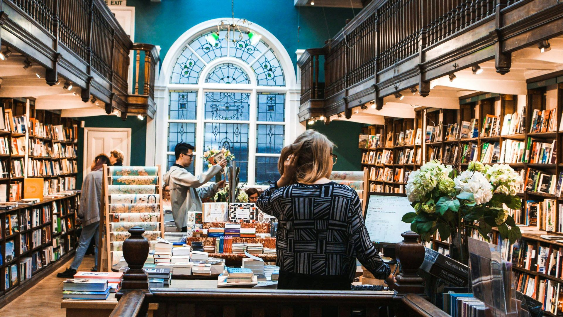 9. Explorez les librairies et les bibliothèques