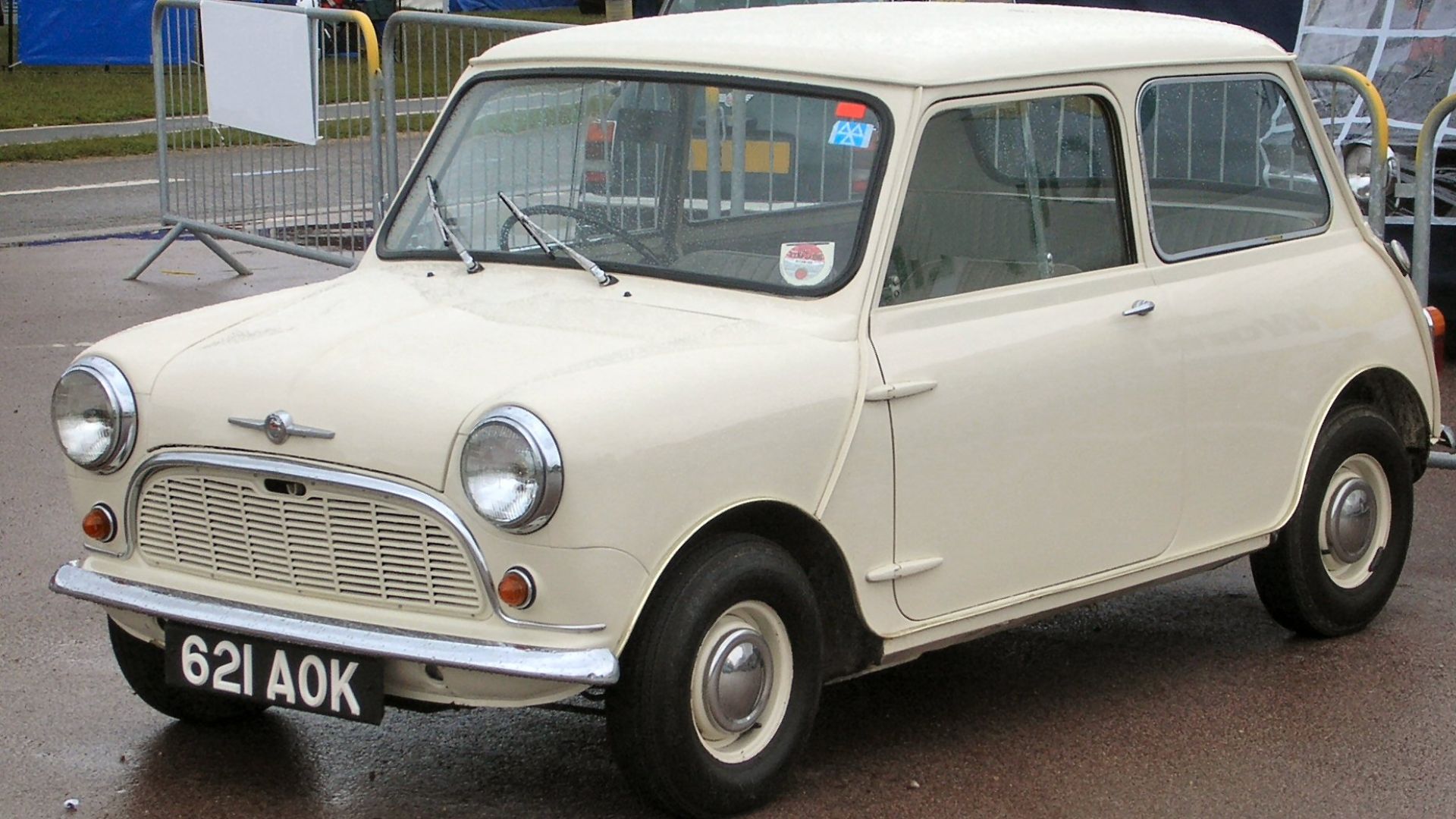 16. 1959 BMC Mini
