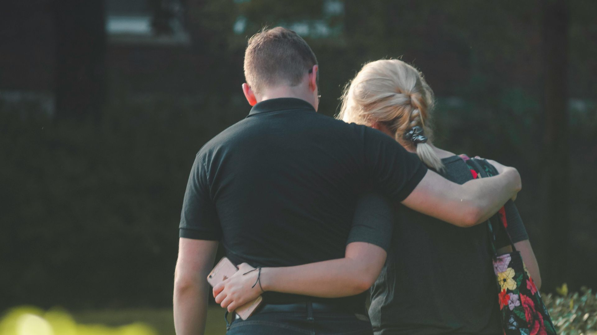 1. L'amour devrait être synonyme de sécurité