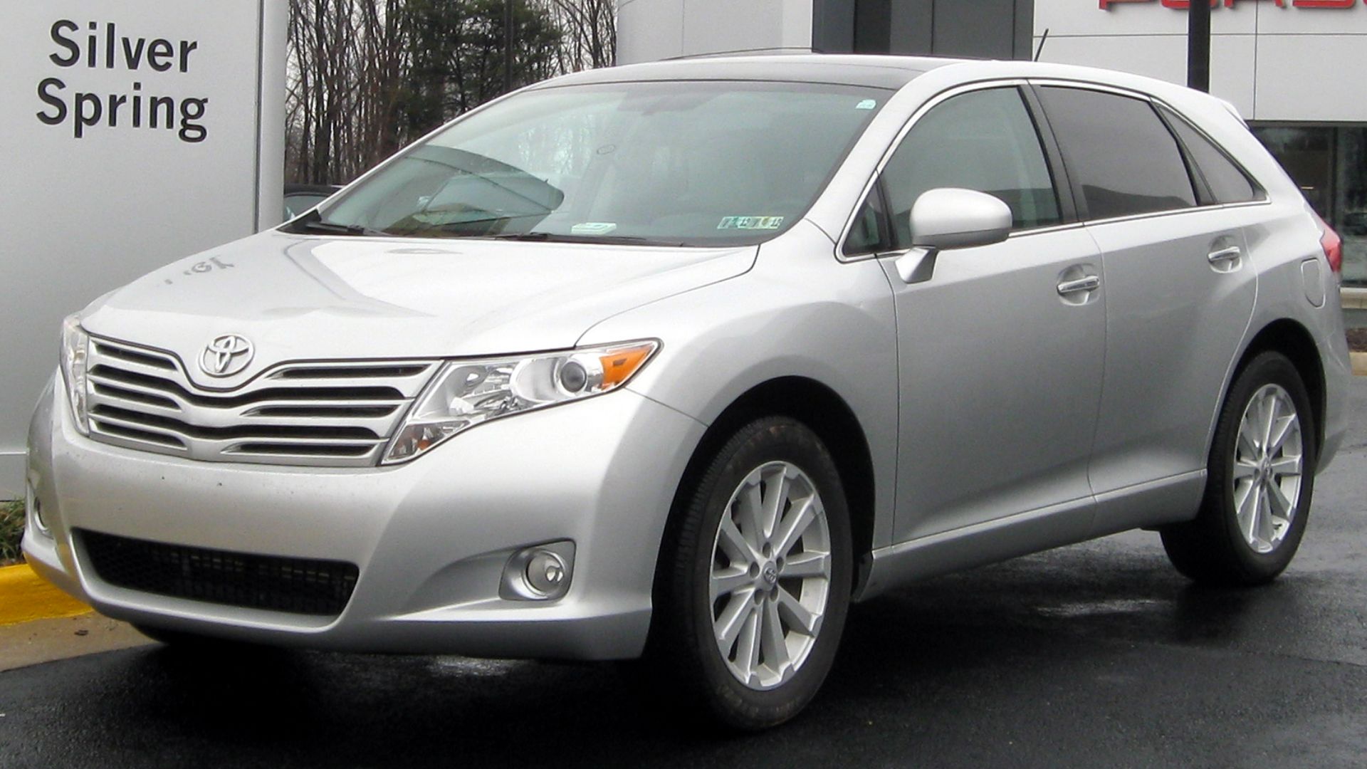 8. Toyota Venza 2012