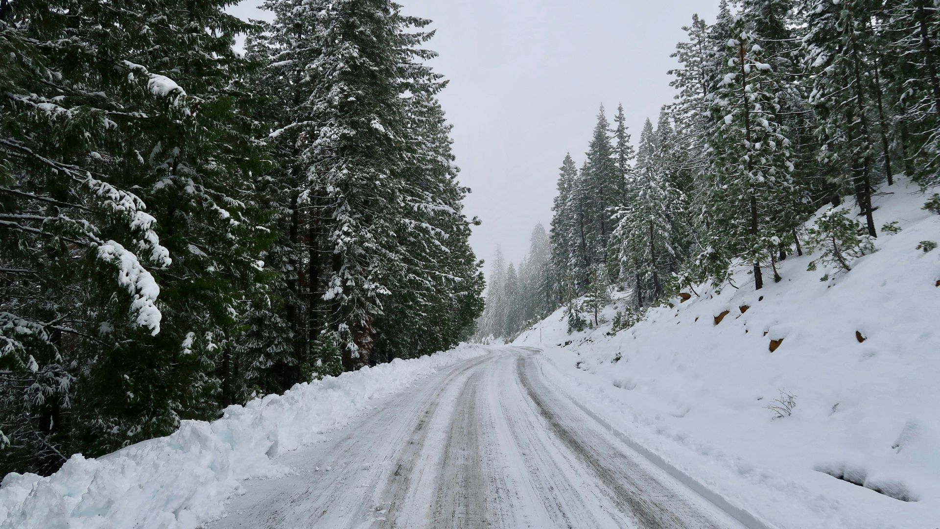 8. Vous conduisez régulièrement dans la neige profonde ou sur des routes glissantes