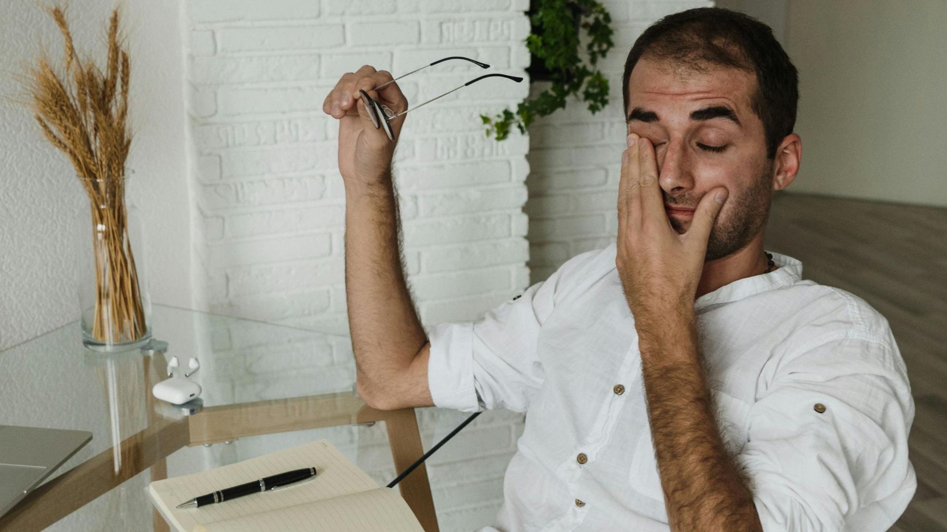 5. Allergies ou frottement des yeux 