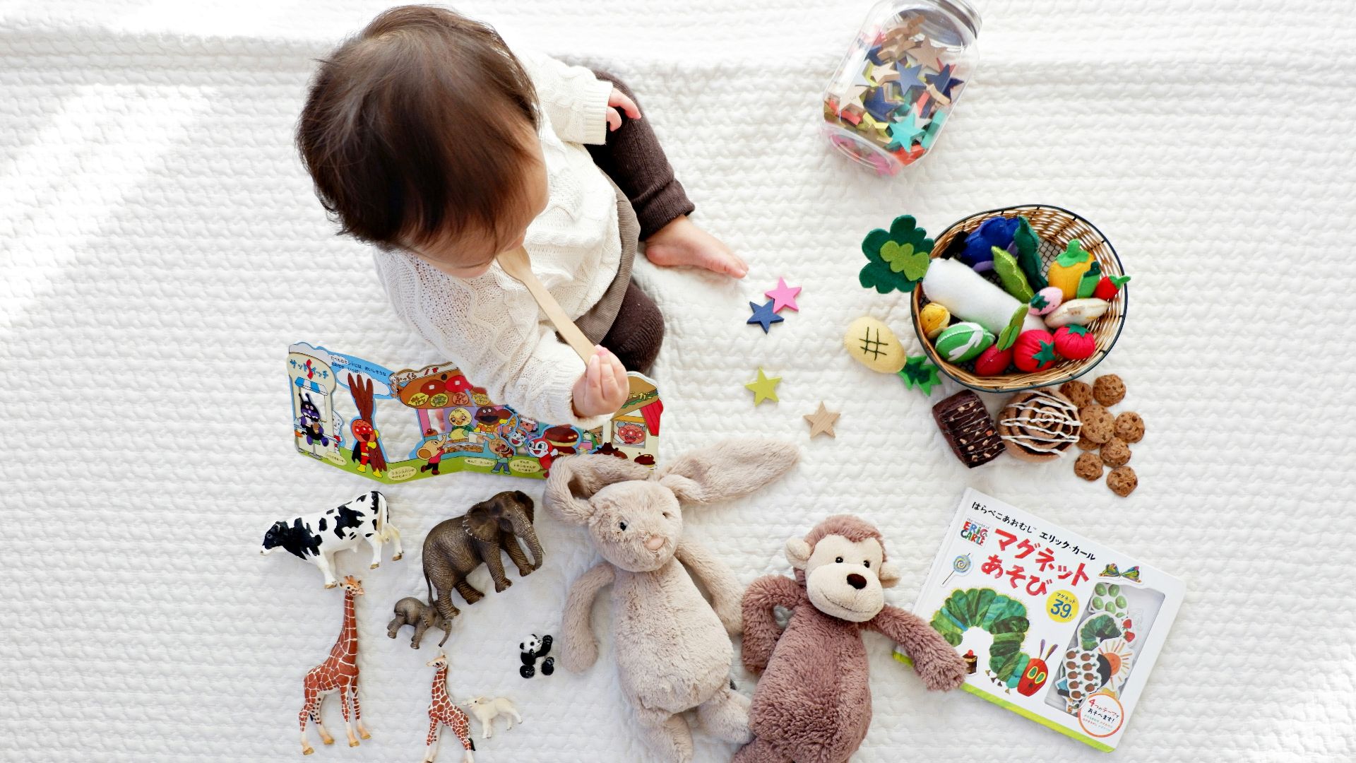 2. Emportez des jouets adaptés au voyage