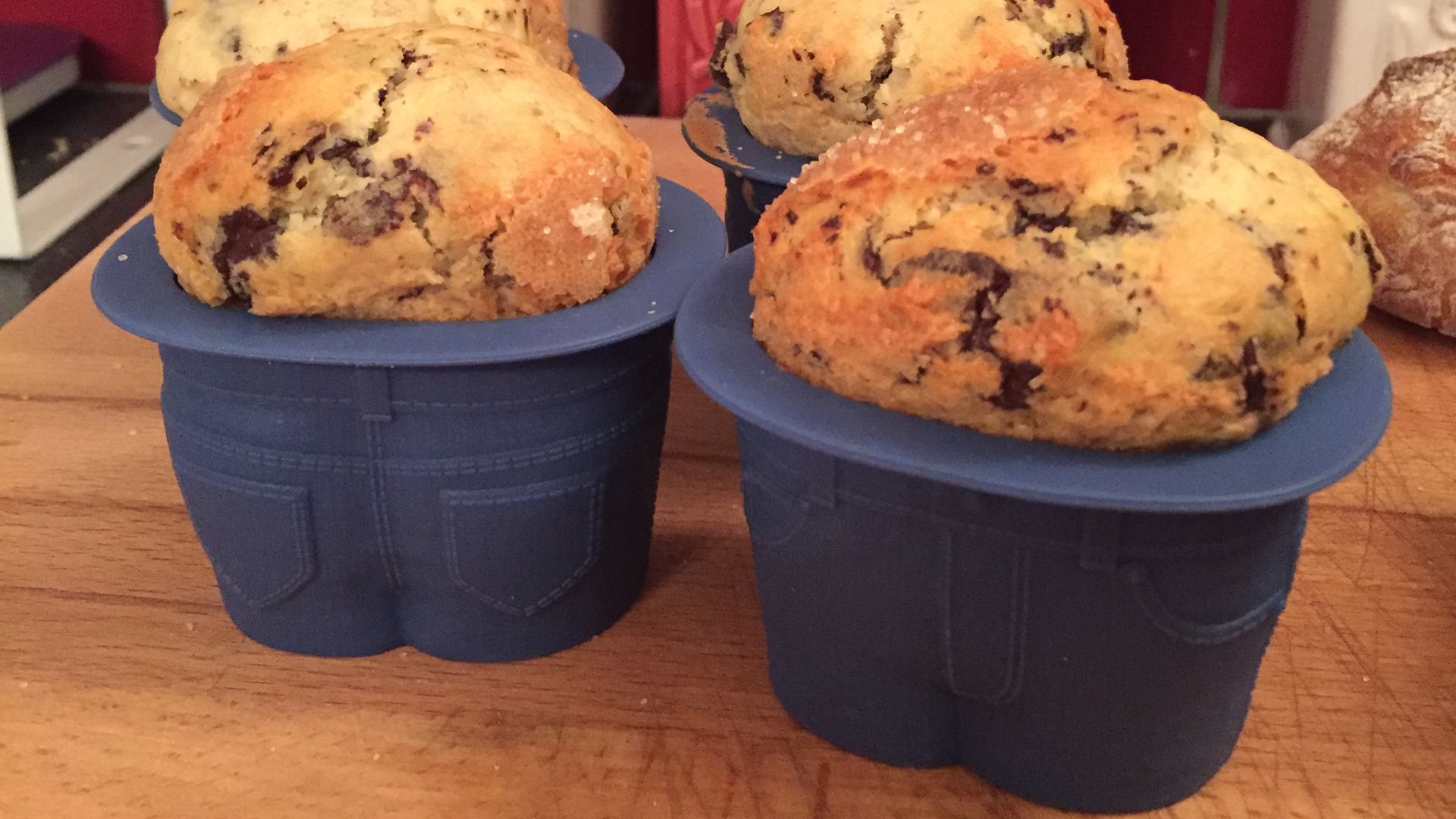 10. Utilisez des moules à muffins en silicone pour organiser les collations