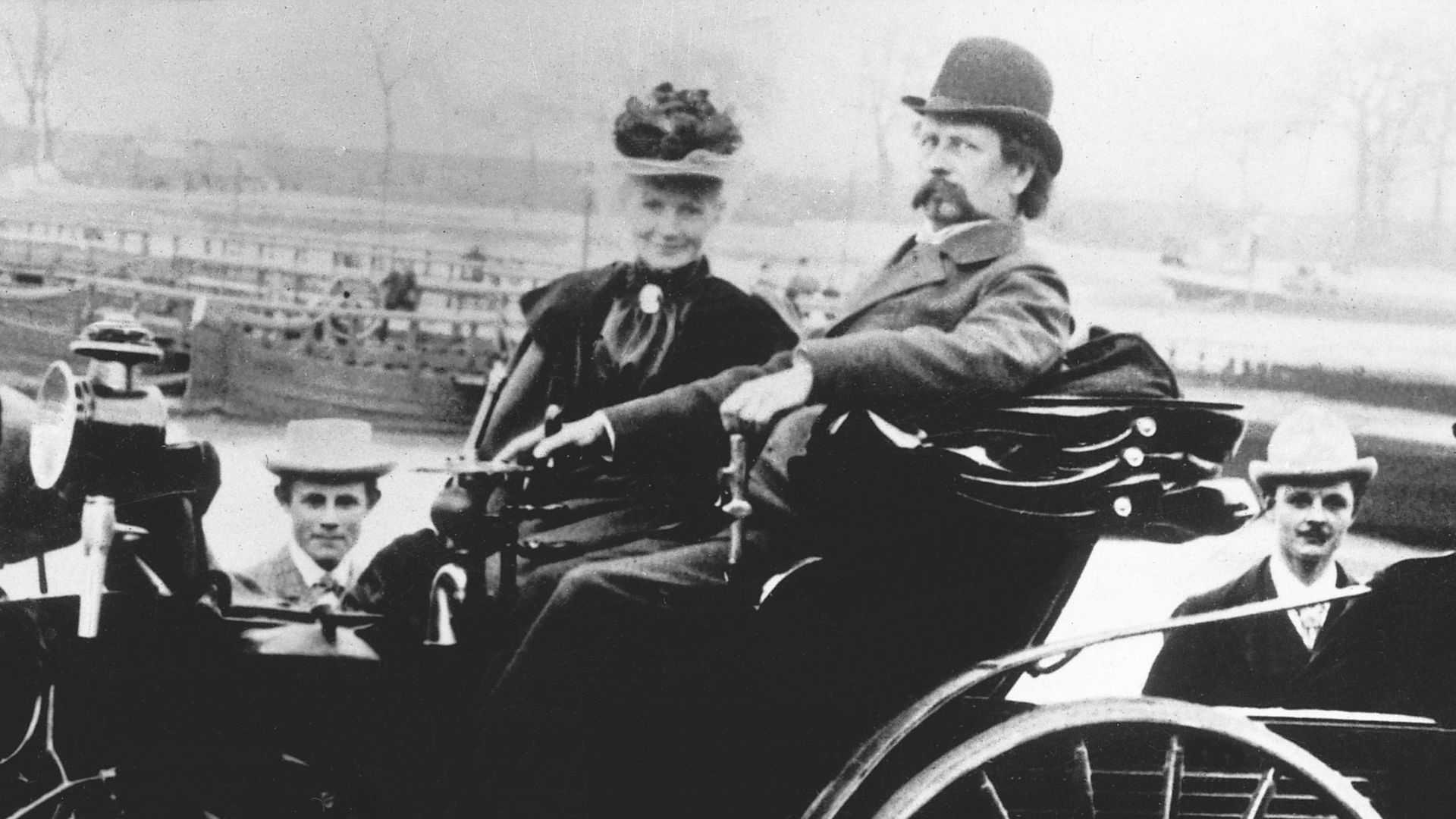 10 pionniers emblématiques de l’automobile et 10 que l’histoire a oubliés