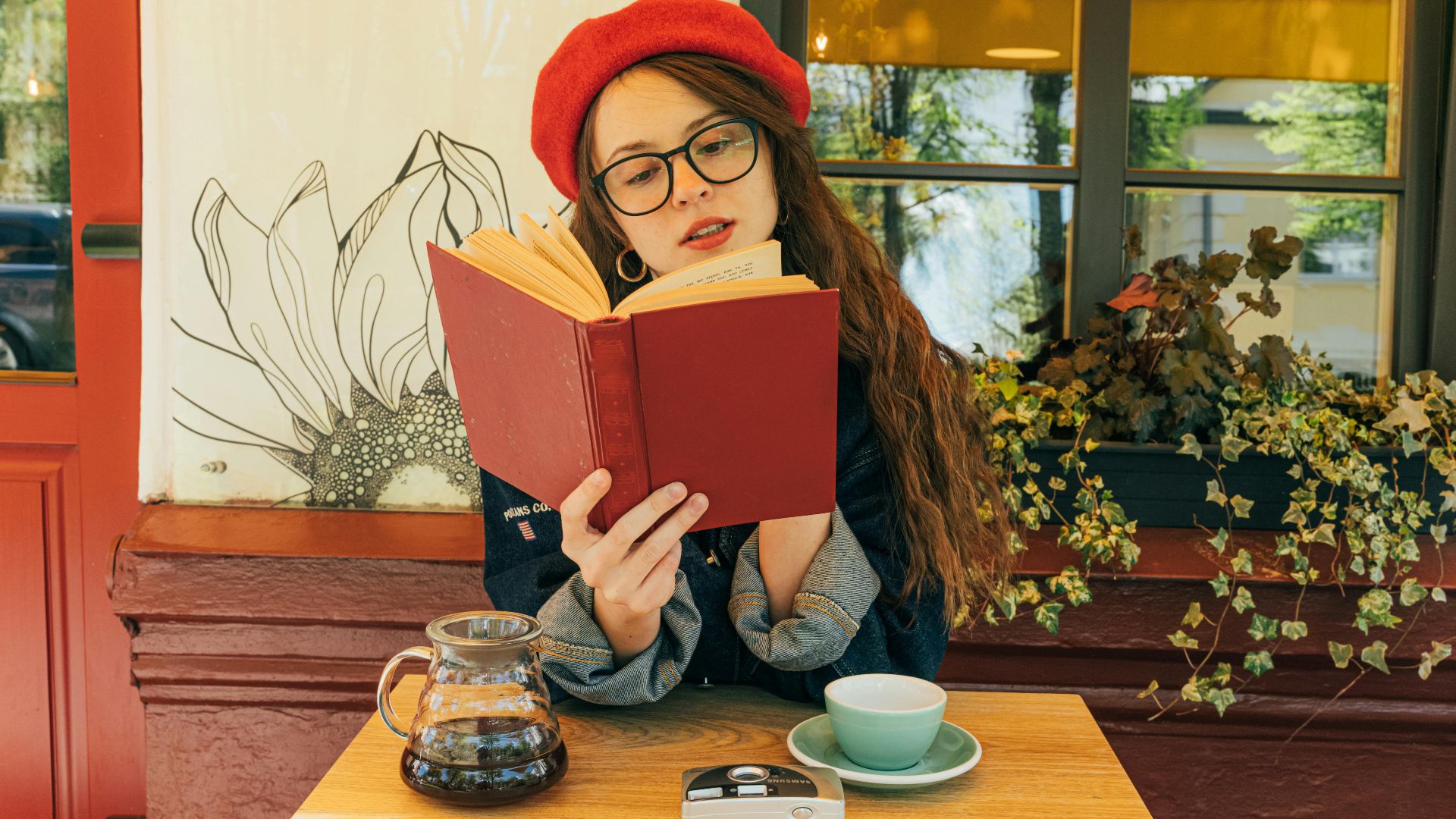 1. Commencez par un poème ou une citation