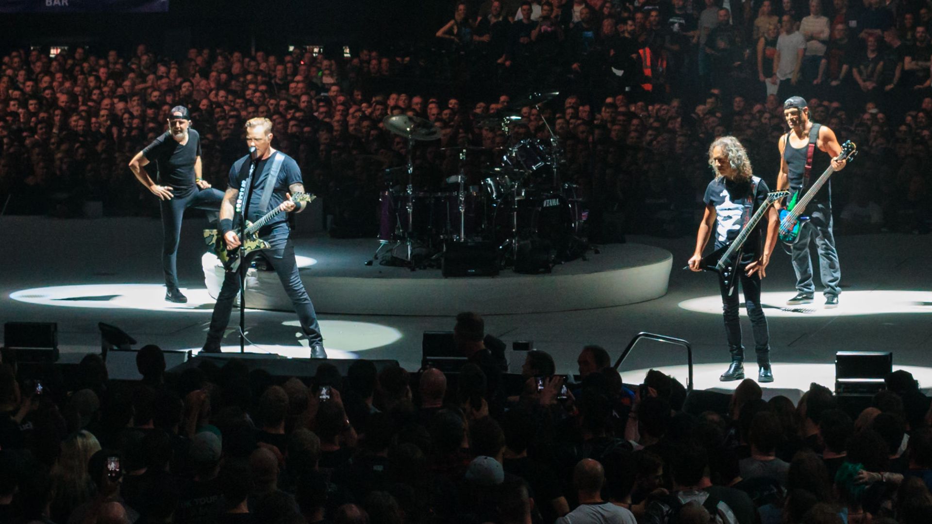 8. Metallica sort Load
