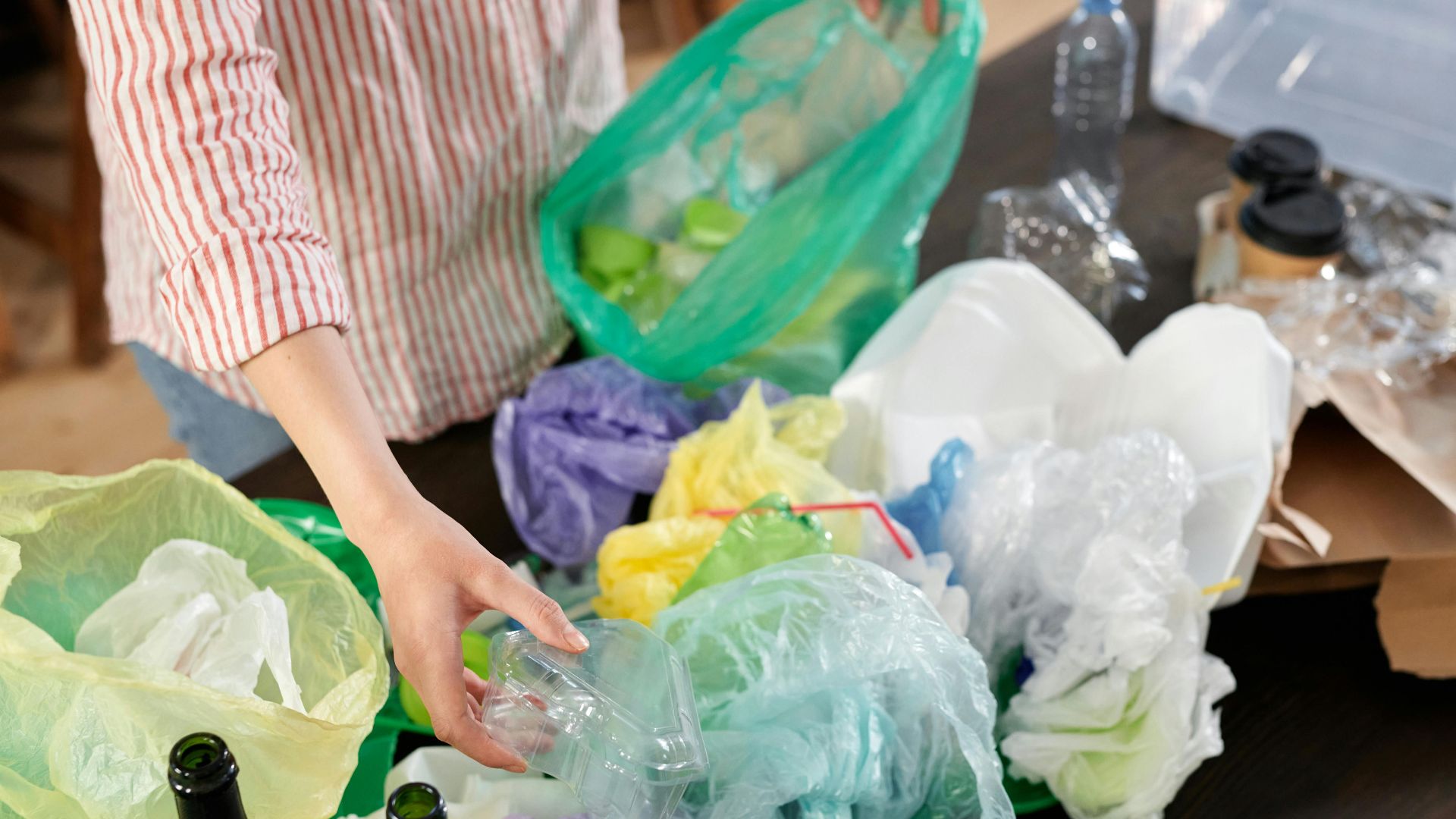 2. Collectionner les sacs plastiques de supermarché en vrac