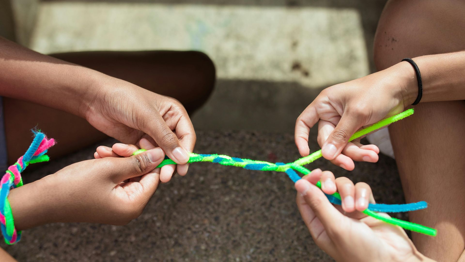 15. Fabriquer des bracelets d'amitié
