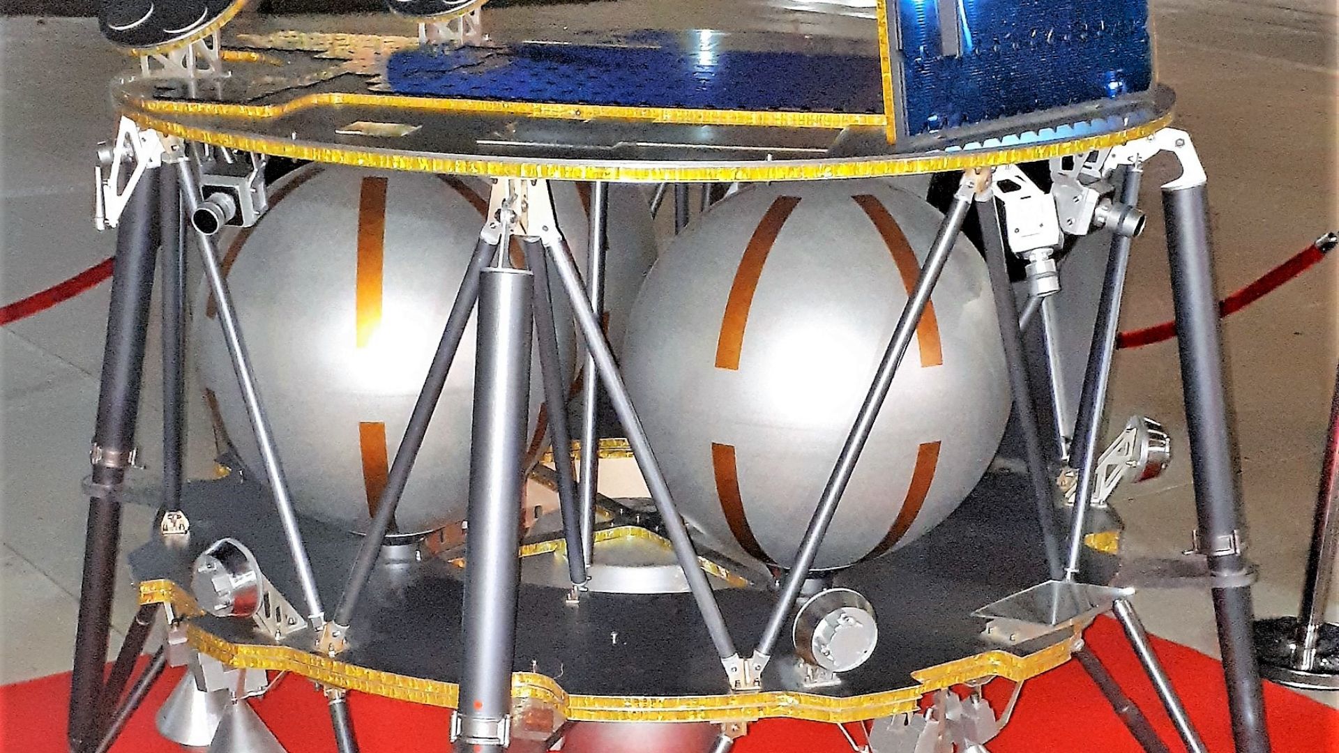 10. L'atterrisseur israélien Beresheet