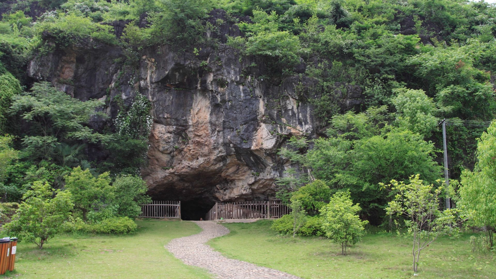 13. La grotte de Xianren