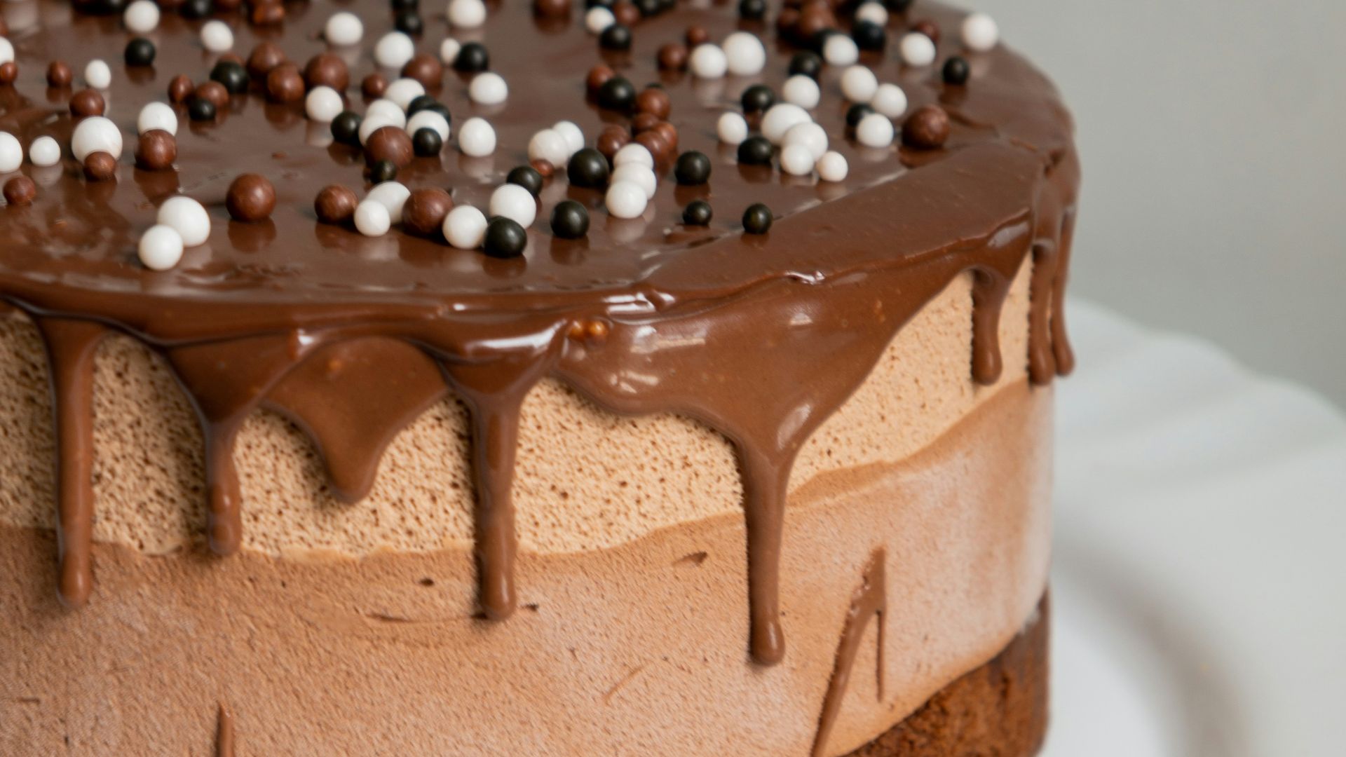 9. Qu'ils mangent de la brioche