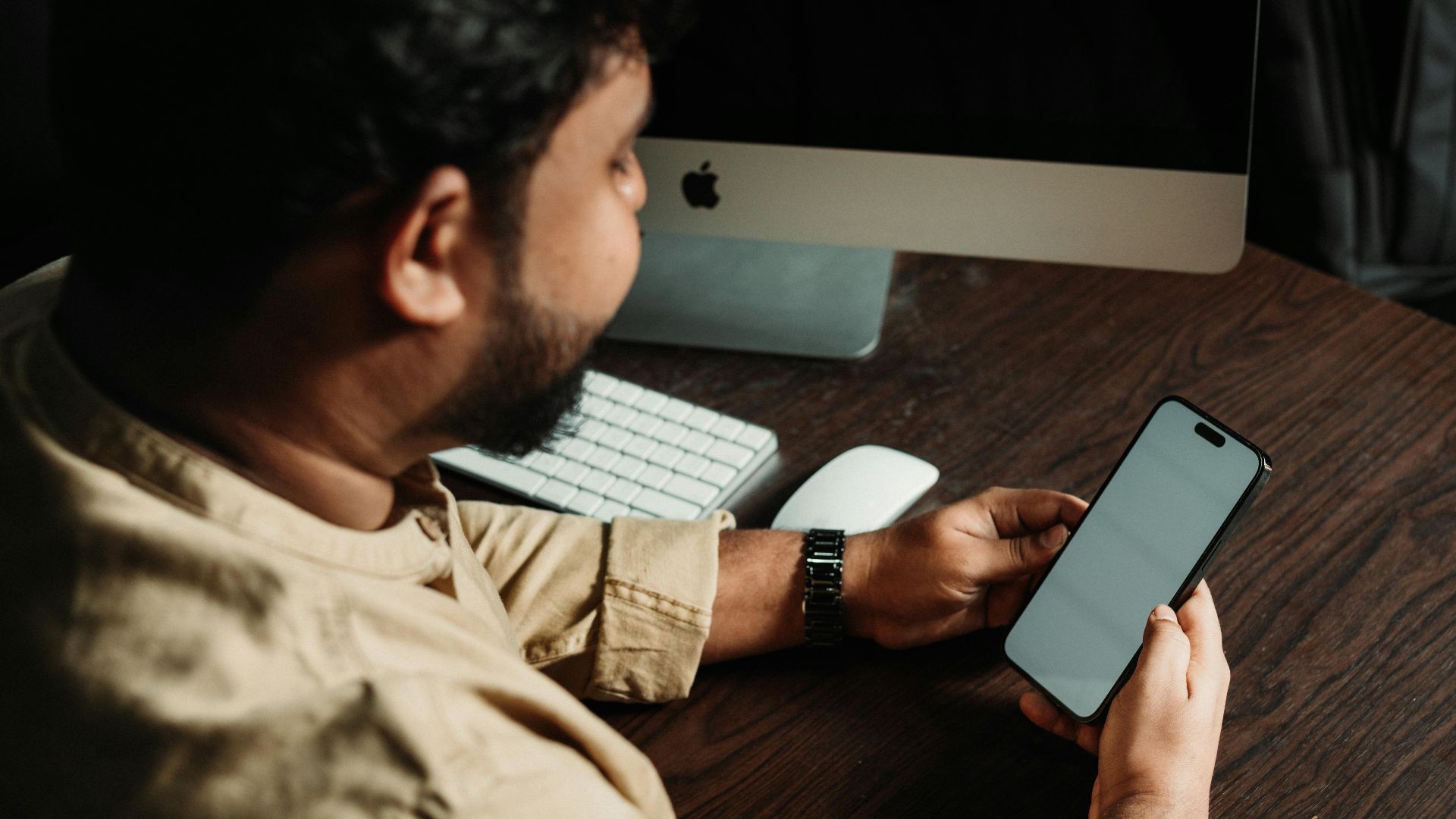 5. Utilisation excessive des appareils personnels au travail