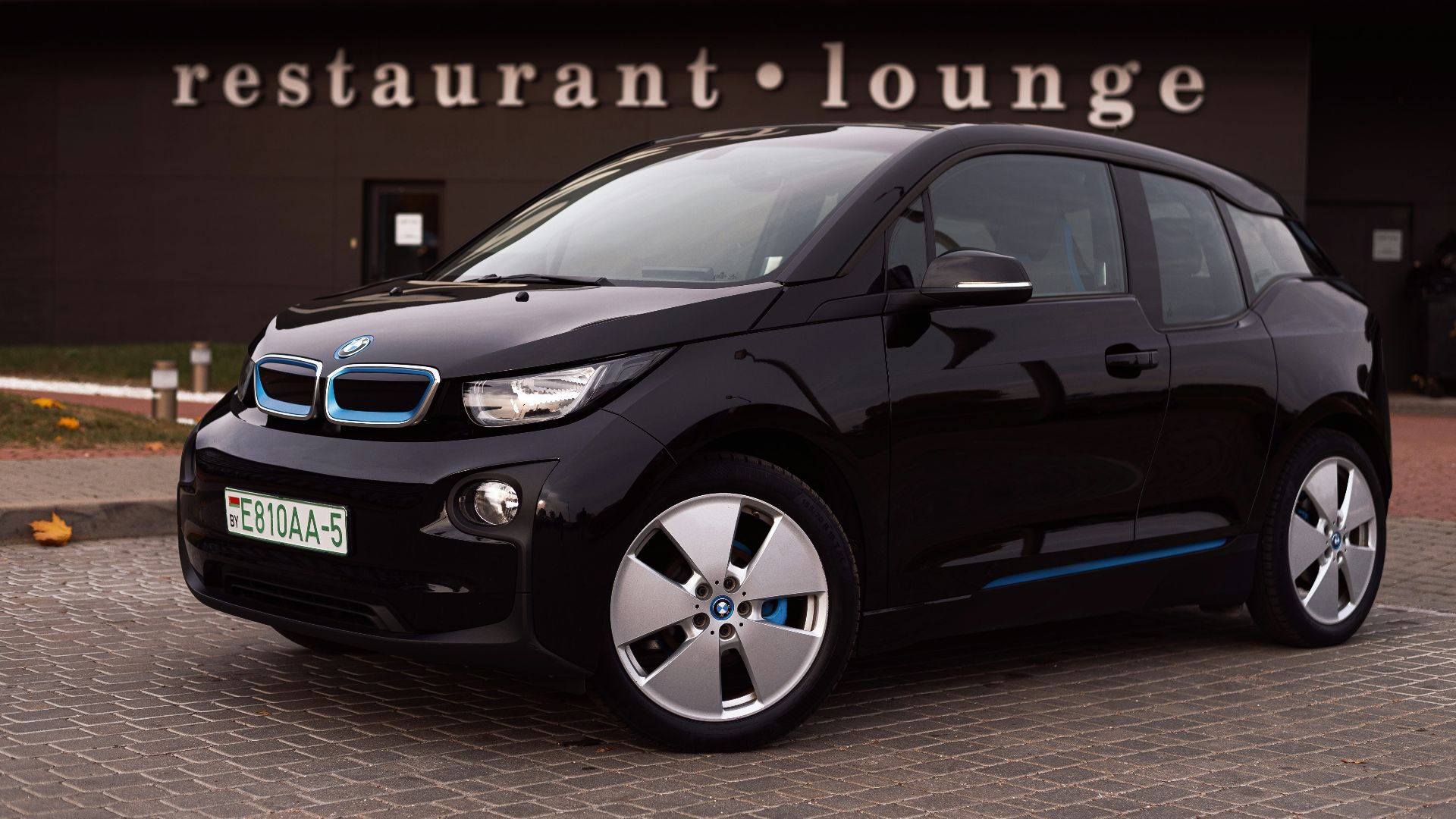16. BMW i3
