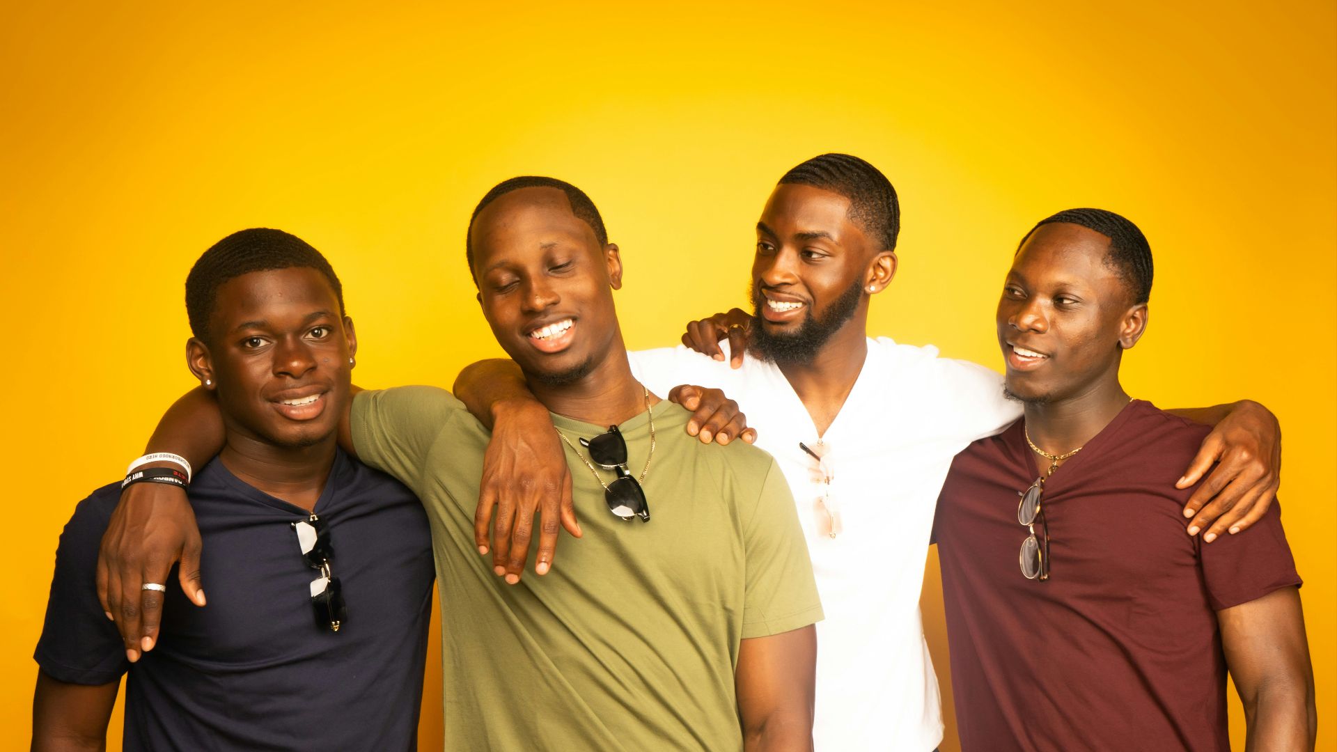 4. Lion + Bélier : la royauté de la bande hype