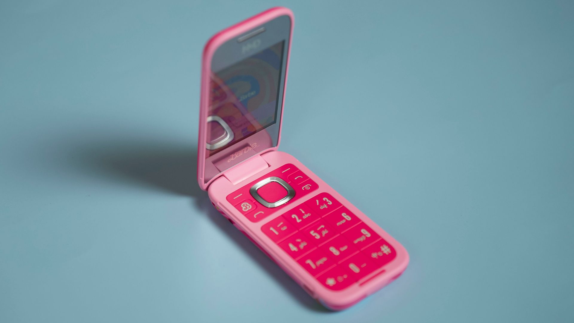 9. Les téléphones à clapet
