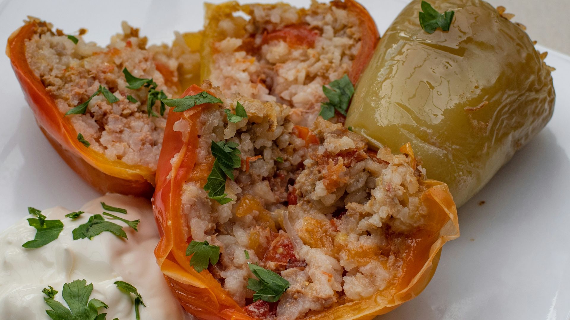 4. Préparez des poivrons farcis avec les restes