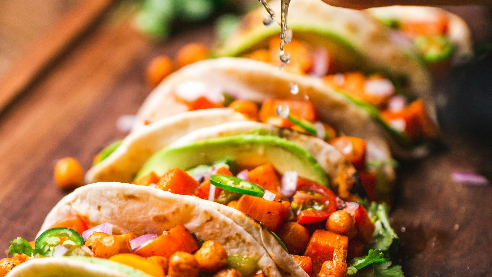 14. Utilisez les restes de viande dans des tacos riches en légumes