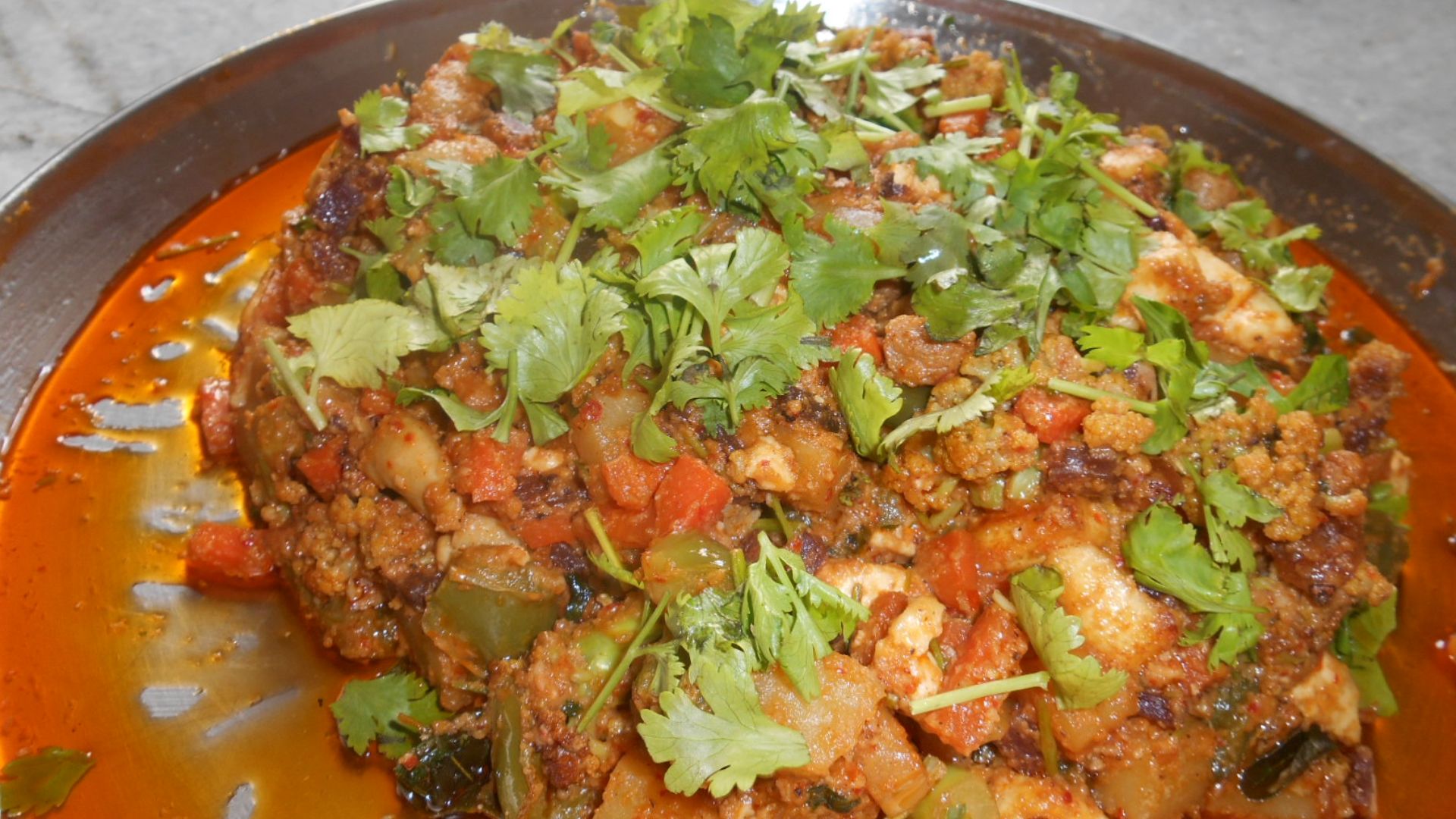 10. Navratan Korma (curry royal aux légumes)