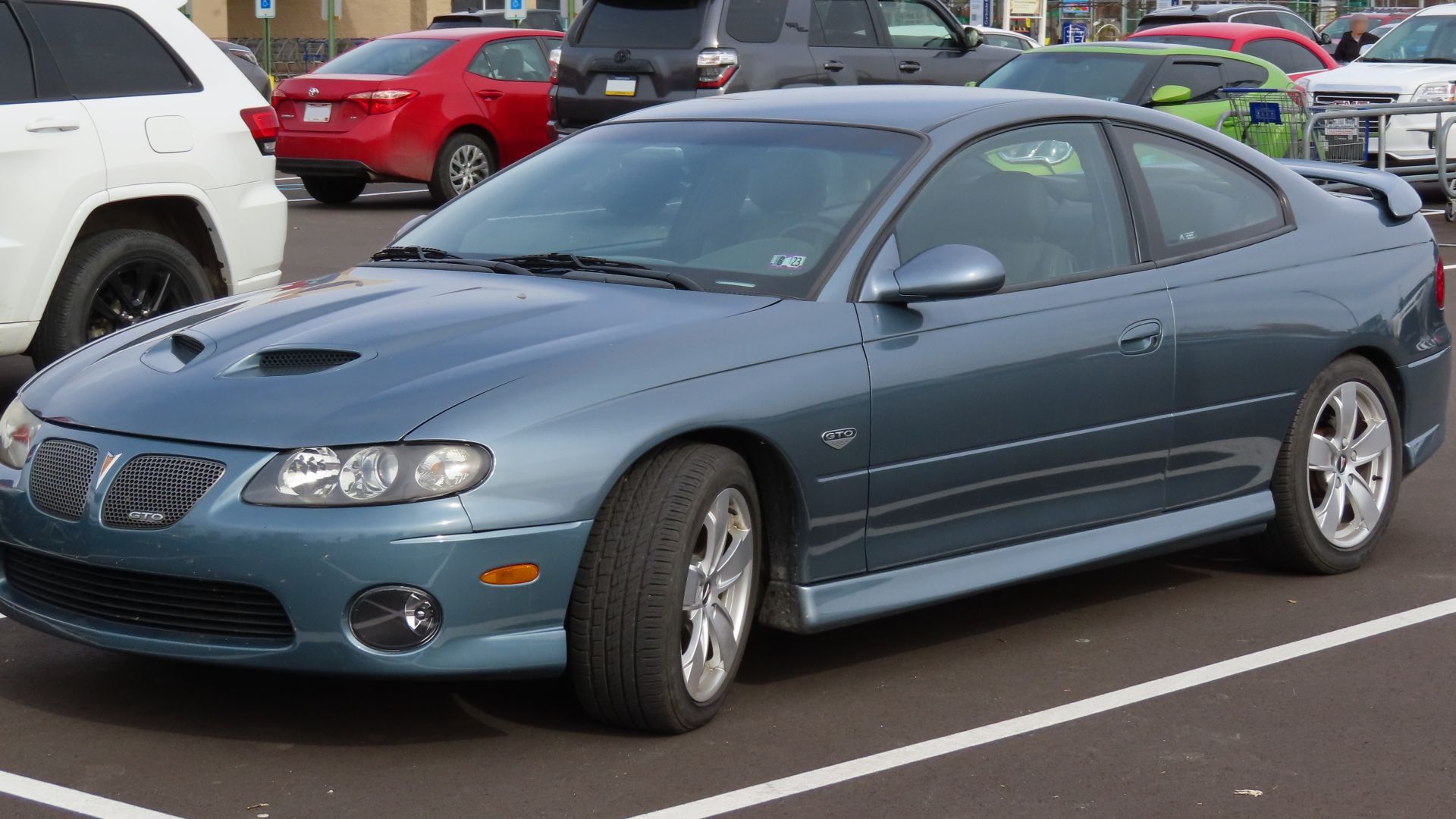 6. Pontiac GTO 2005